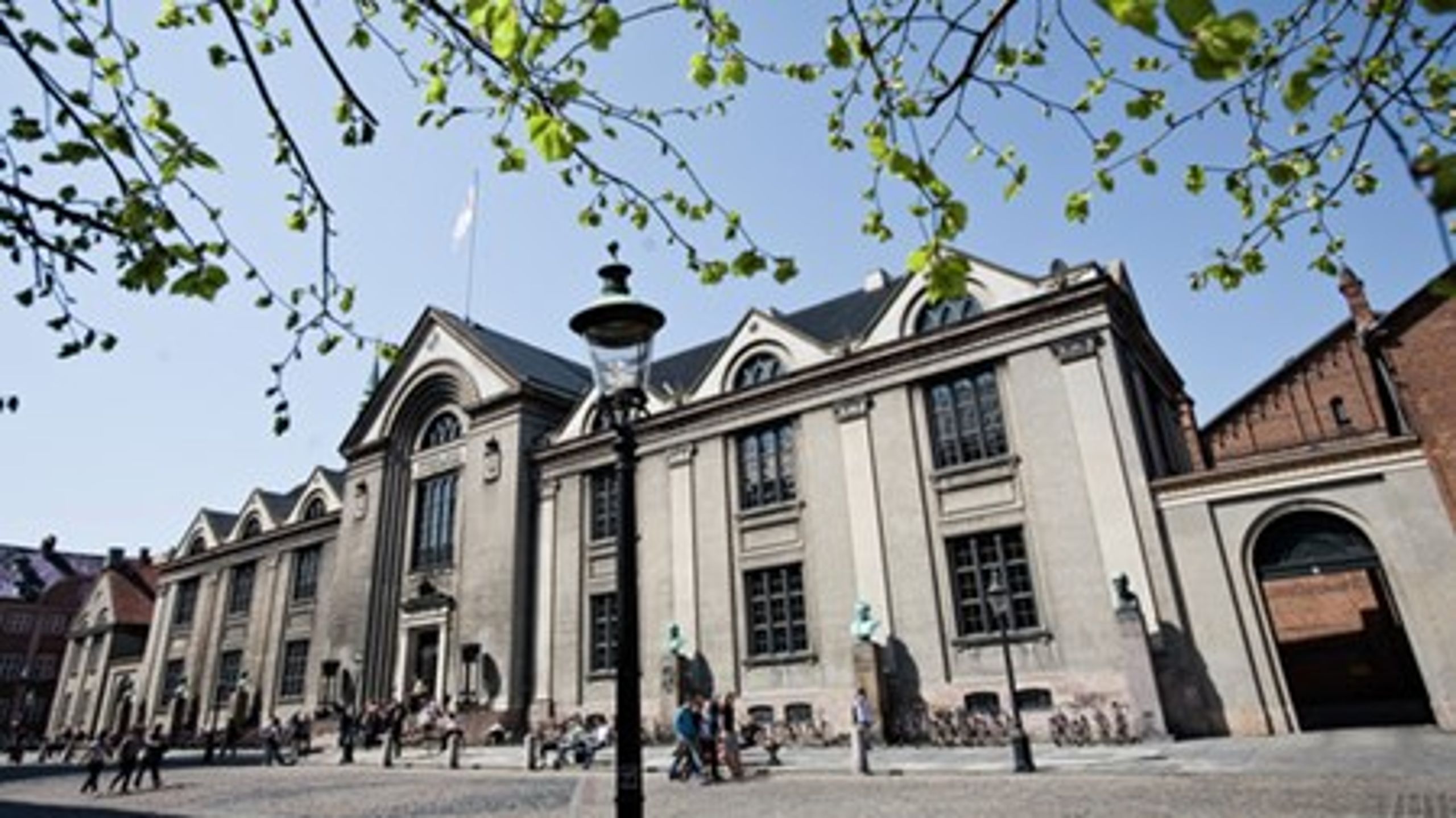 Størstedelen af medlemmerne i de kommende folketing er uddannet fra&nbsp;eller studerer på en af universiteterne i Danmark. Her Københavns Universitet.