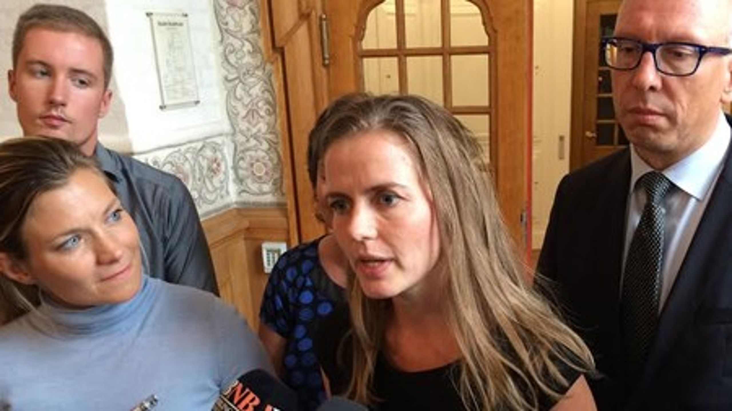 "Der er nogle steder, hvor der er brug for at få balance mellem skoledagen og fritidslivet til at hænge bedre sammen," siger undervisningsminister Ellen Trane Nørby (V) som begrundelse for, at hun nu sender et brev til landets 98 kommuner.