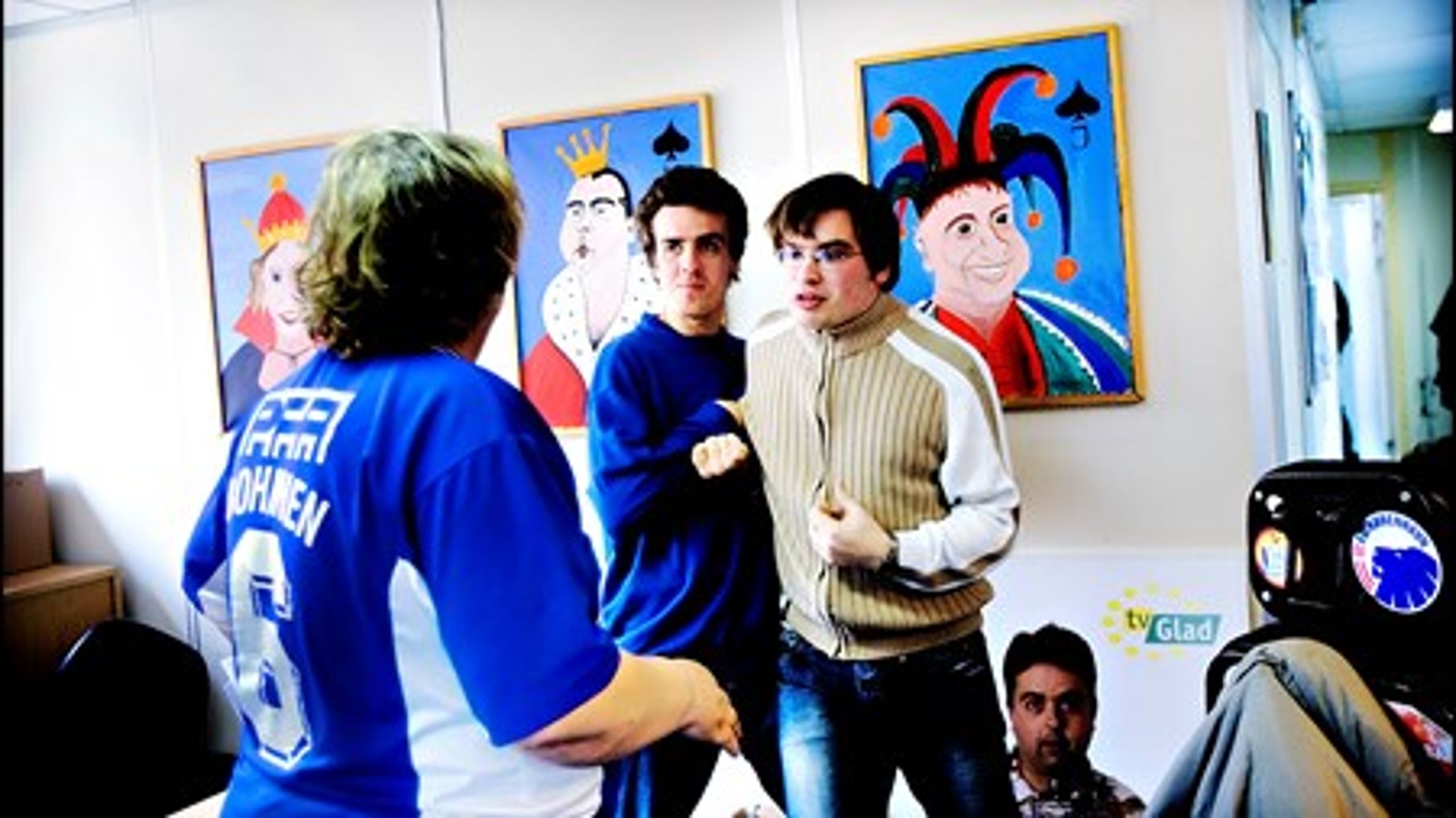 Lukningen af Vækstcenter for Socialøkonomiske Virksomheder kan føre til, at der bliver færre virksomheder som TV Glad, der hjælper handicappede ind på arbejdsmarkedet, frygter aktører og eksperter.&nbsp;