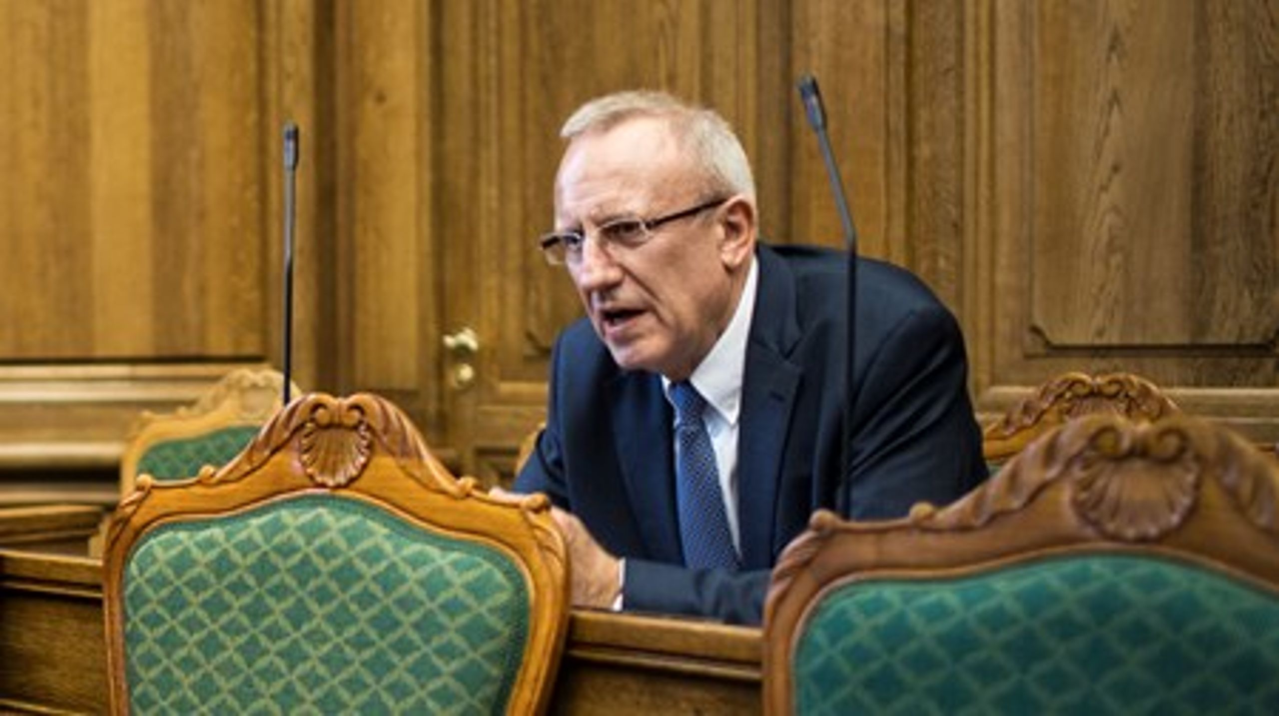 Beskæftigelsesminister Jørgen Neergaard Larsen spidser som mange andre formentlig ører, når dagpengekommissionen mandag fremlægger sine anbefalinger.