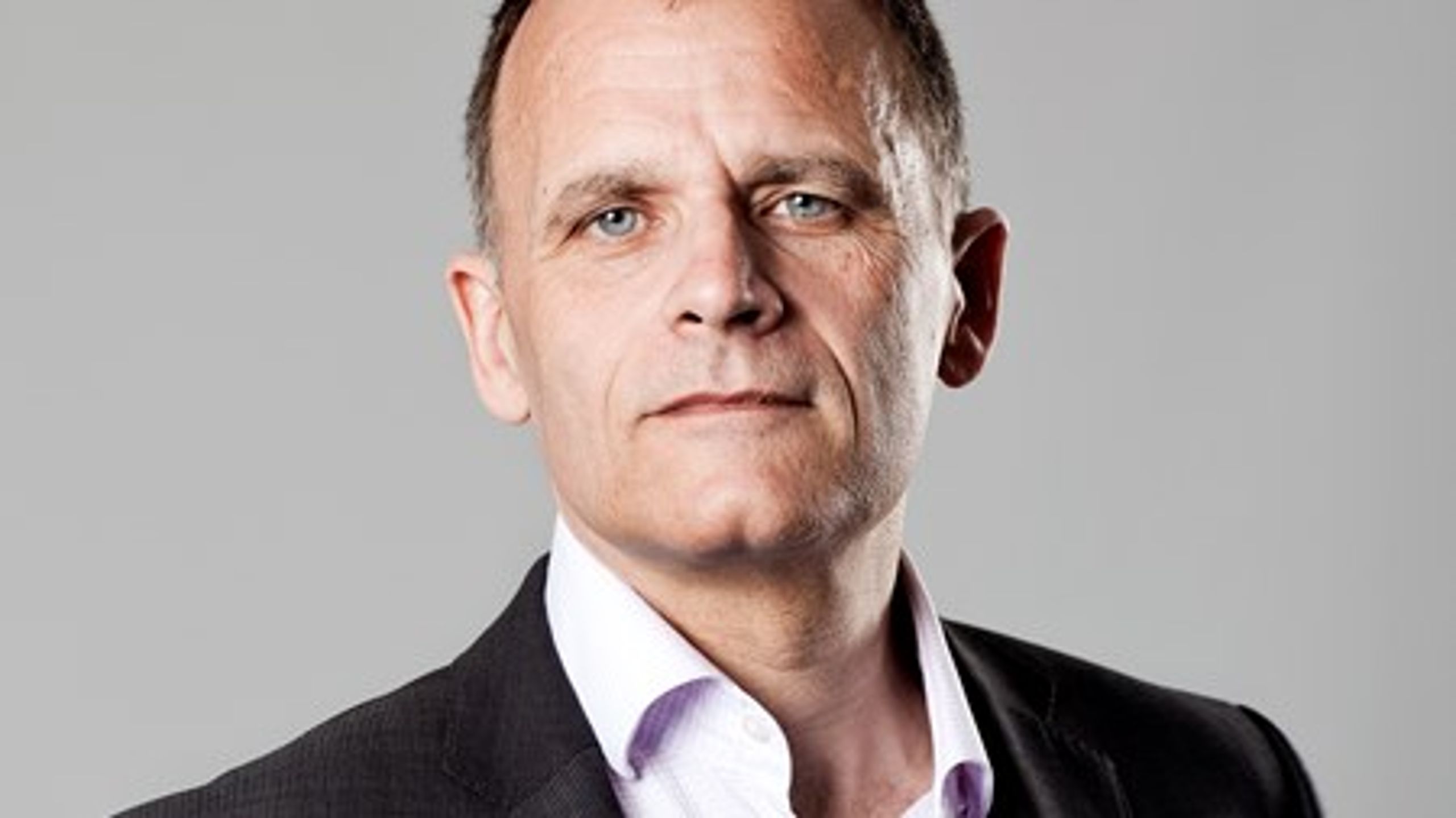 Hvis landets politikere virkelig mener energirenoveringerne og CO2-reduktion alvorligt, så kræver det særligt i de gamle bygninger i de store byer, at investeringen i energirenoveringen hurtigt bliver tjent ind igennem løbende besparelser.&nbsp;Det mener Jan Hansen, direktør i ABF.