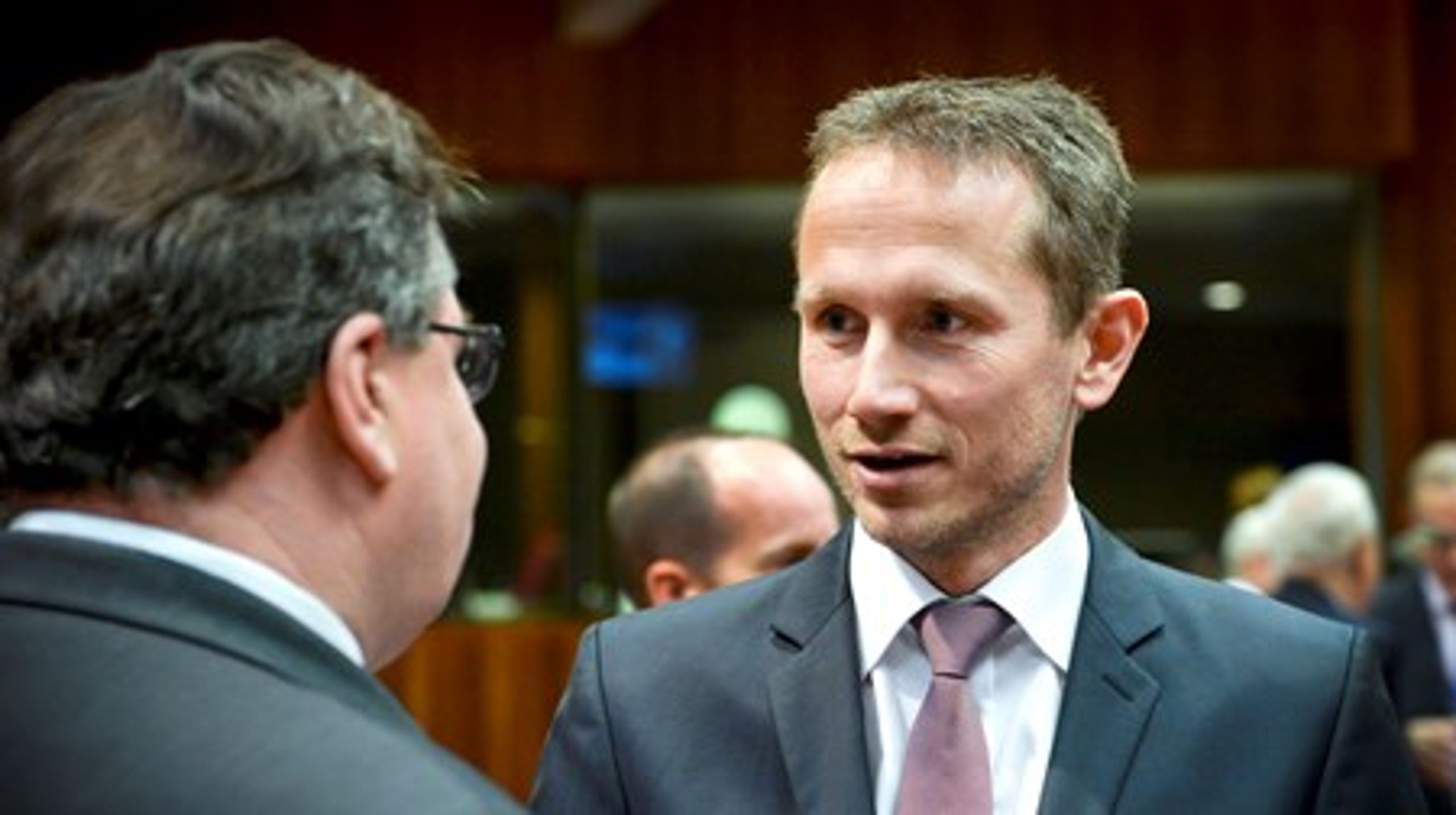 Kristian Jensen (V) og resten af EU's udenrigsministre&nbsp;mødes mandag i Bruxelles første gang efter terrorangrebene i Paris fredag 13. november.