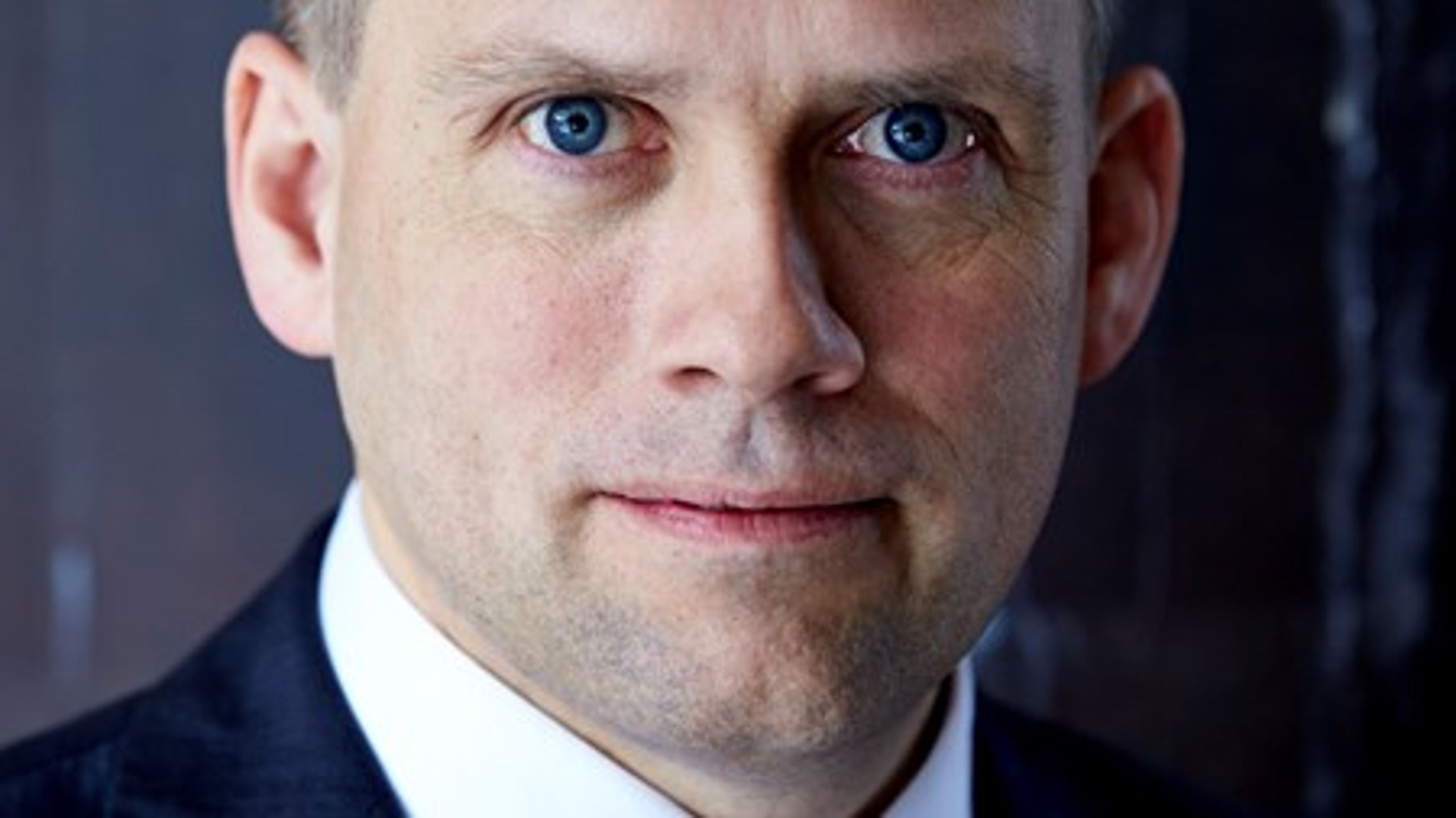 Vi må se i øjnene, at samfundsudviklingen i dag går så hurtigt, at virkeligheden i visse tilfælde overhaler os indenom, før vi er færdige med at sige ordet ”fremtid”. Det skriver&nbsp;rektor på SDU Henrik Dam.