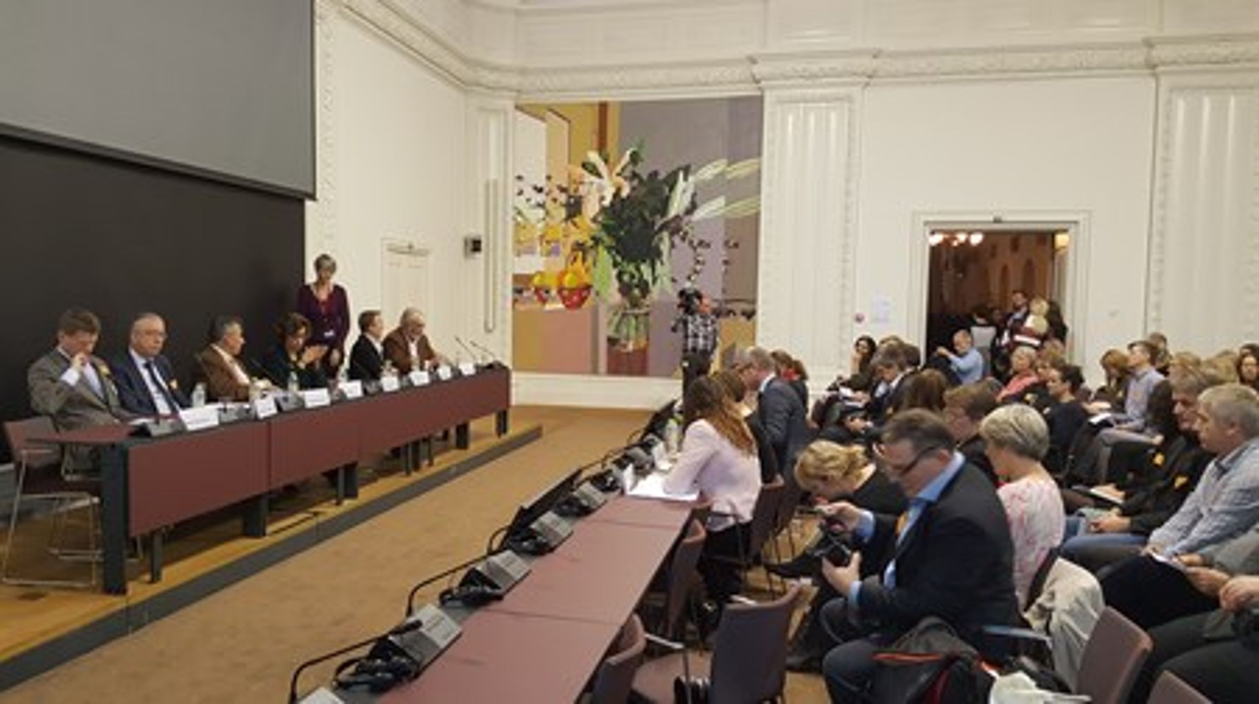 Alternativets sundhedsordfører,&nbsp;Carolina Magdalene Maier,&nbsp;vil på nuværende tidspunkt ikke turde få vaccineret sine egne børn, slog hun fast efter konferencen.