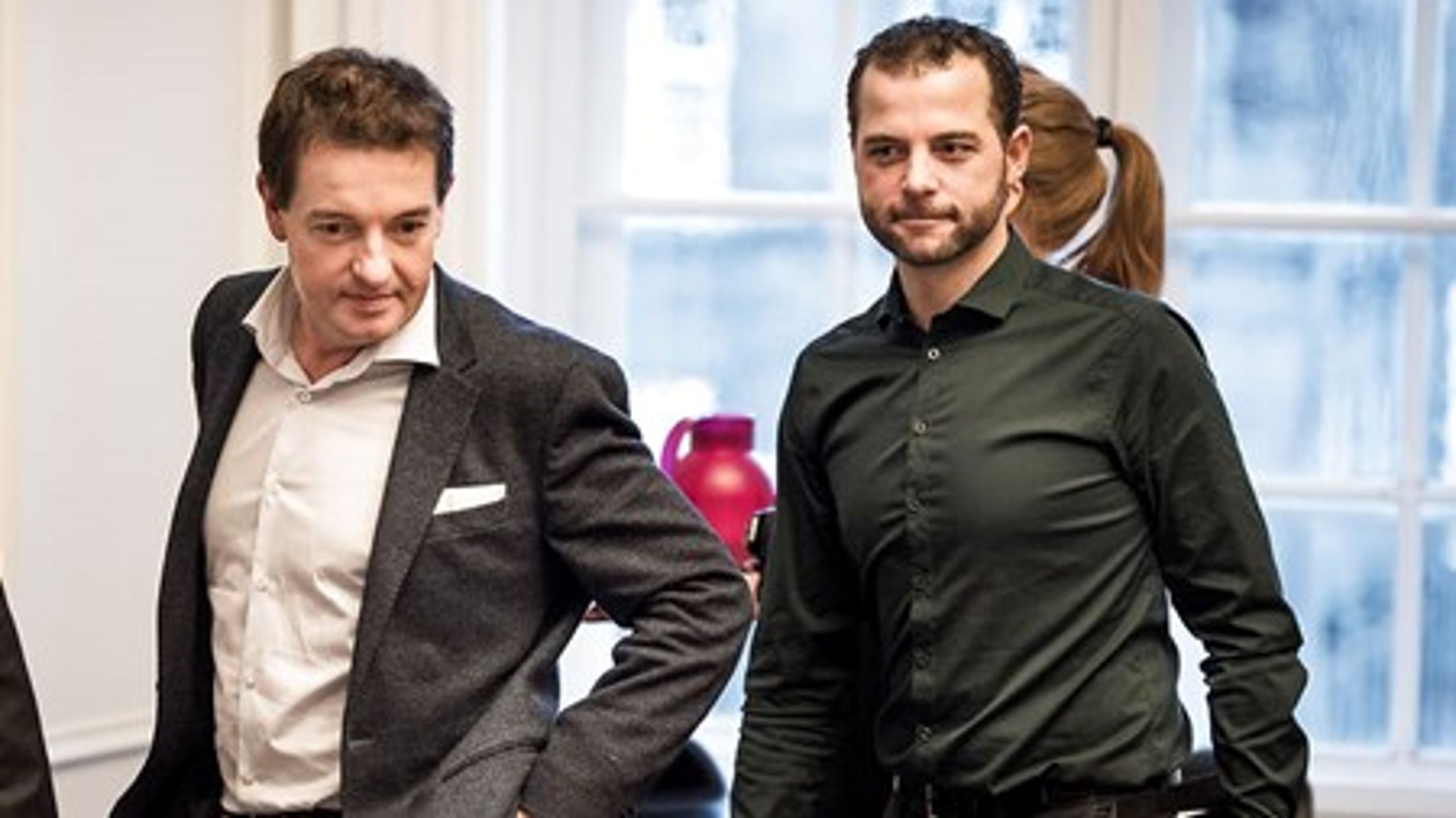 Jens Rohde var mandag morgen med til sit første møde med den radikale folketingsgruppe, hvor han blandt andet blev budt velkommen af Morten Østergaard.&nbsp;