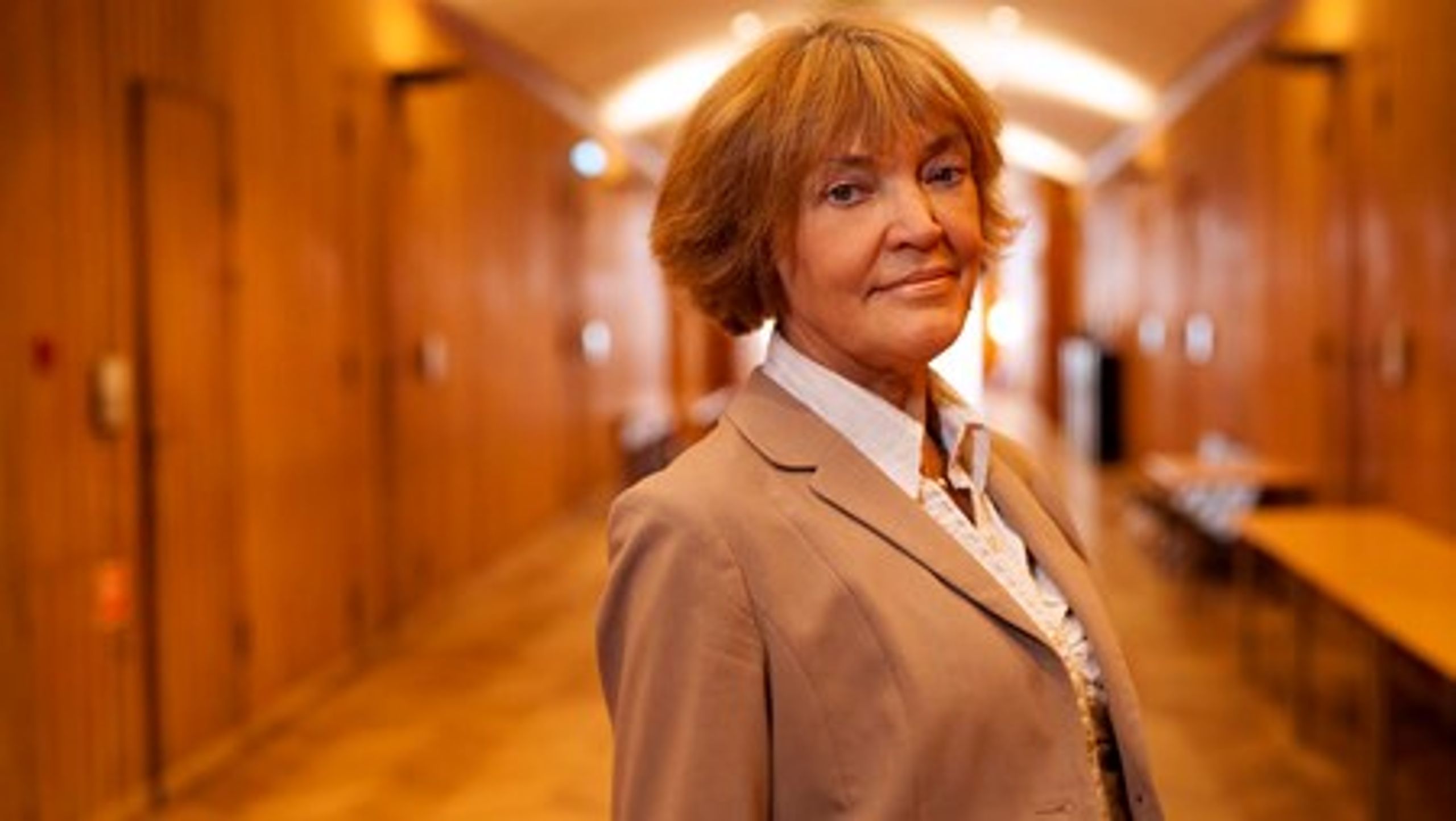 "Allerede nu er vi&nbsp;begyndt at glide ned ad listerne over de mest digitale samfund. Og det skyldes, at vi har mere travlt med at bygge værn mod teknologiens nye muligheder for udnyttelse af data end med at udnytte dem til nye forretningseventyrer," siger administrerende direktør i IT-Branchen Birgitte Hass.