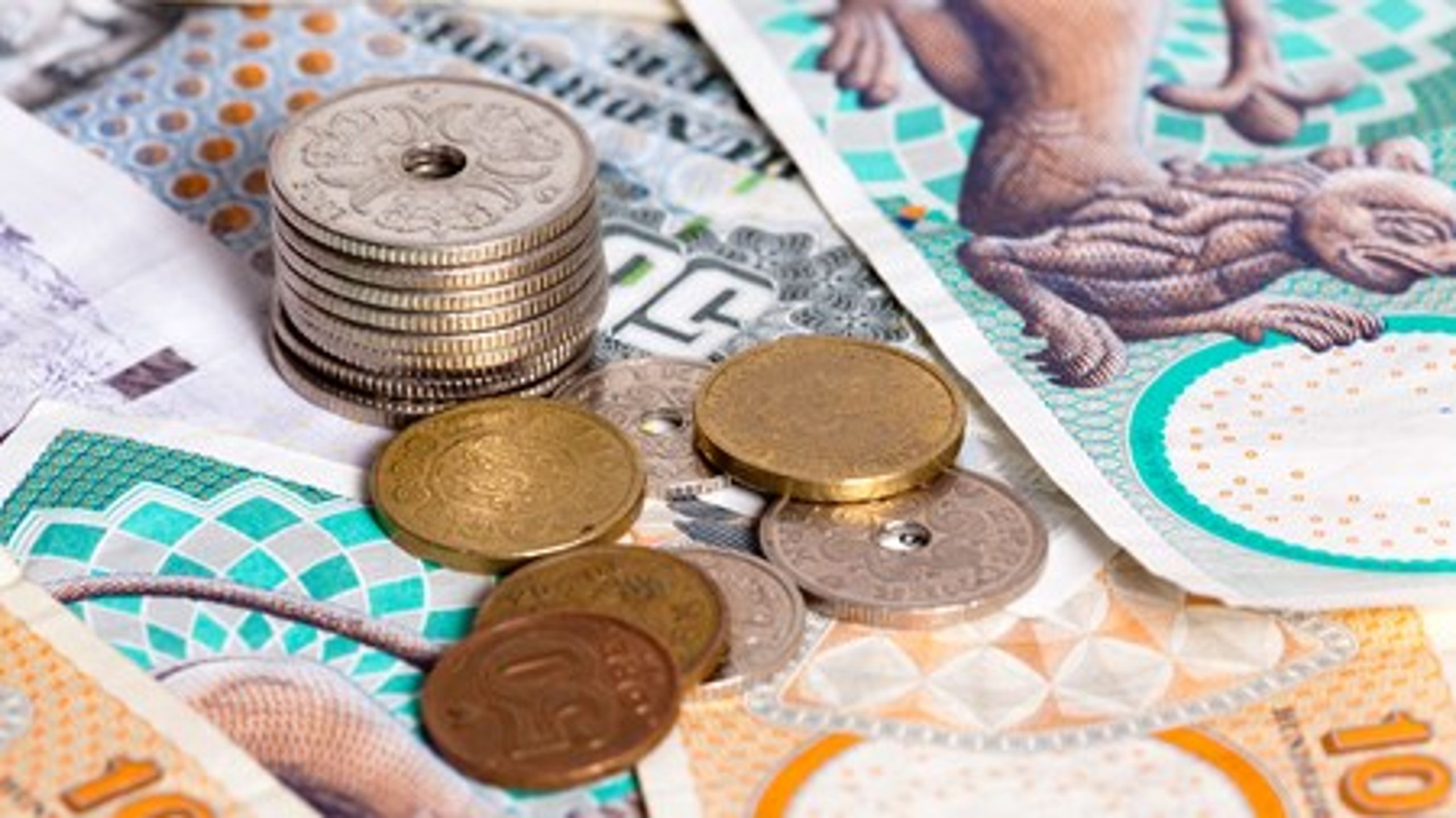 For omkring en halv million danskere&nbsp;er det en dårlig forretning at spare op til pension i de sidste år på arbejdsmarkedet. De risikerer både at blive modregnet i offentlige pensionsydelser og få&nbsp;pensionsopsparingen beskattet med over 60 procent.&nbsp;