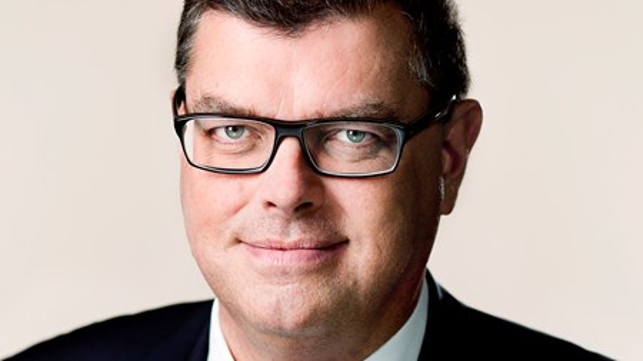 Der er alt for store risici ved at sælge TV 2, skriver Mogens Jensen (S).&nbsp;