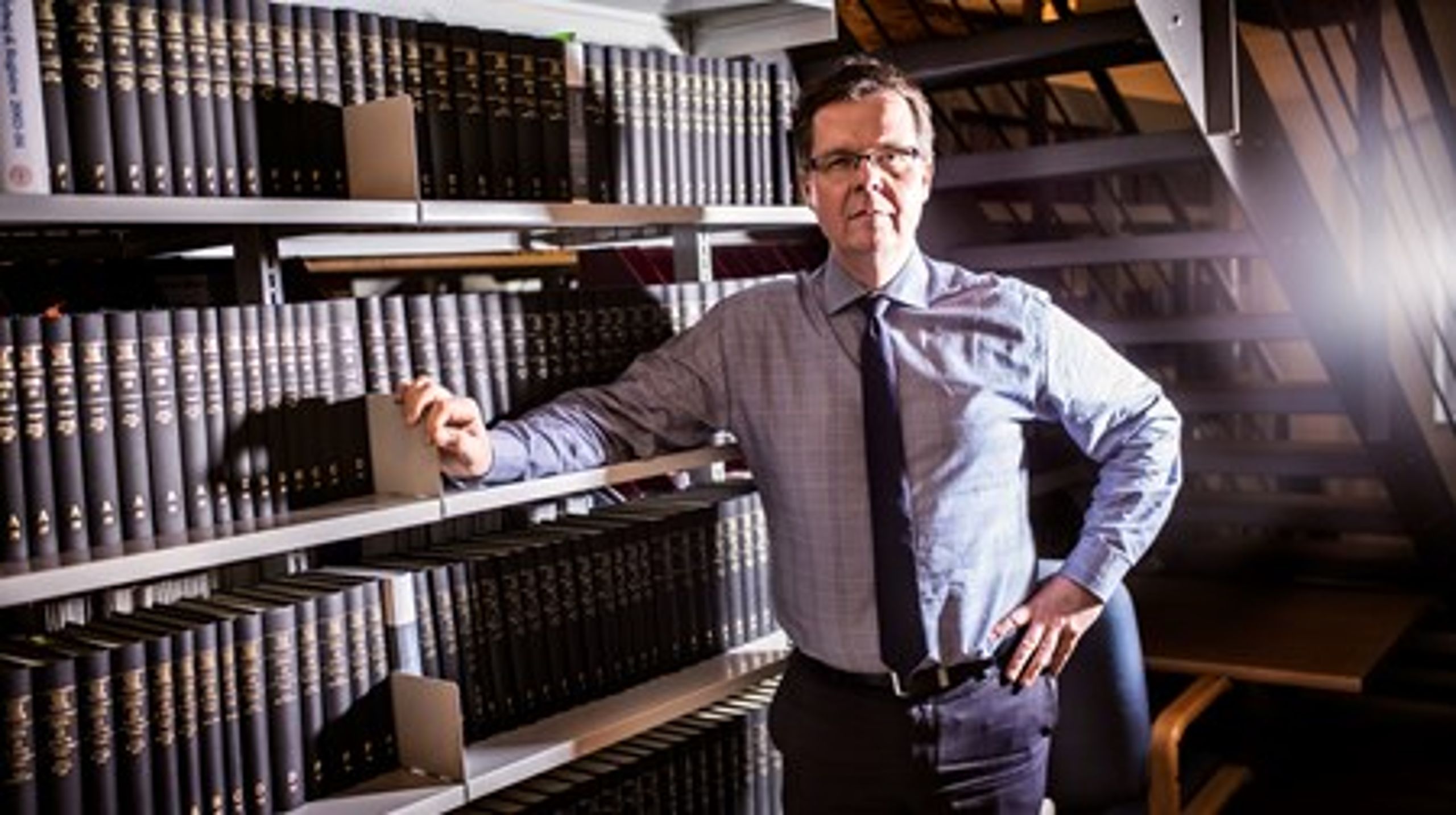 En minister bærer forskellige kasketter i løbet af en dag, og det sætter grænser for deres "politiske kommunikation", skriver ombudsmand Jørgen Steen Jørgensen i sin beretning for 2015. Han&nbsp;peger på Eritrea-sagen og flygtningeannoncen i de libanesiske aviser som eksempler på problemstillingen.