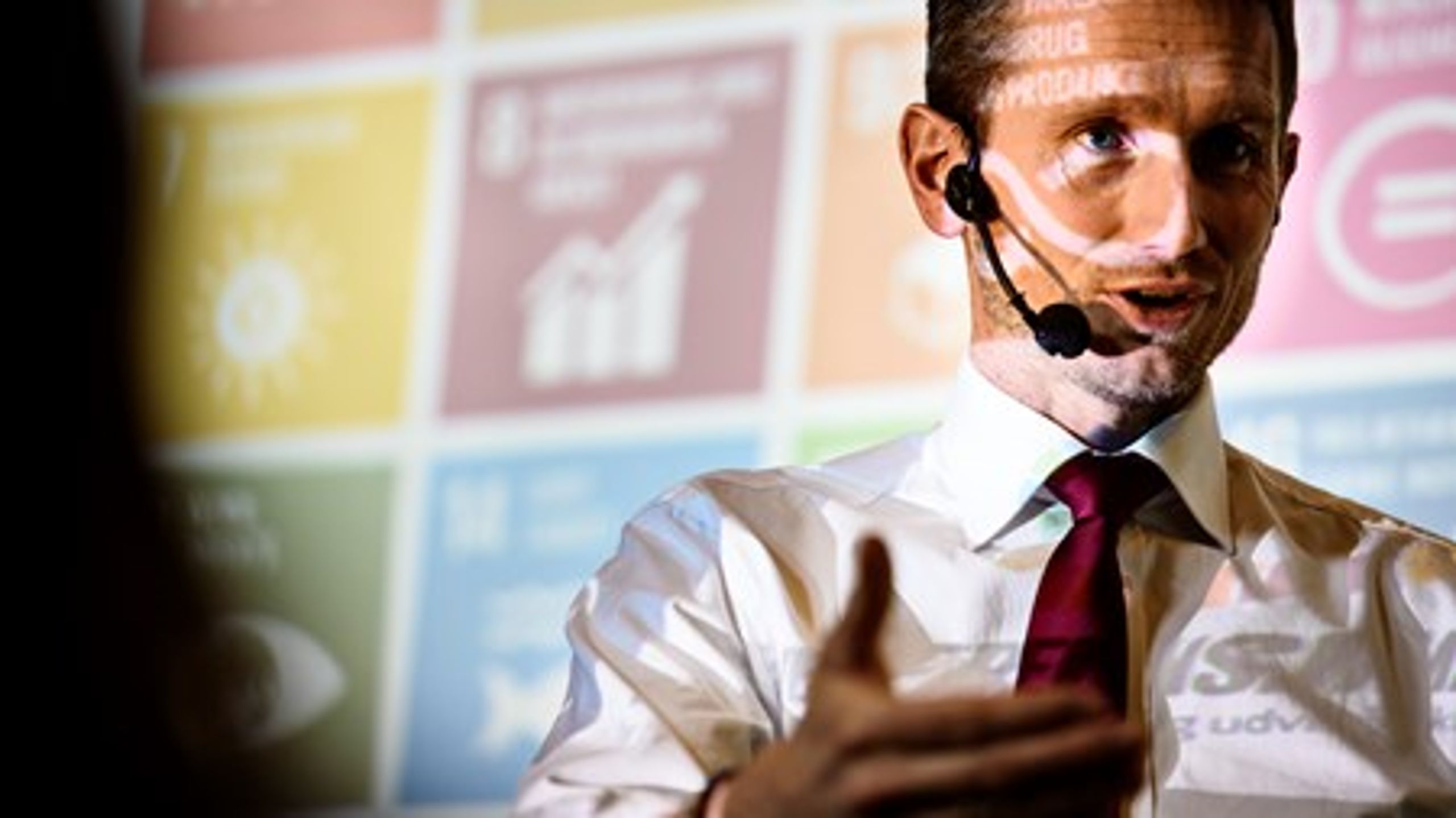 Udenrigsminister Kristian Jensen (V) under debat&nbsp;på Krogerup Højskole mandag den 4. april 2016 om,&nbsp;hvordan Danmark bedst kan bruge sin udviklingsbistand.