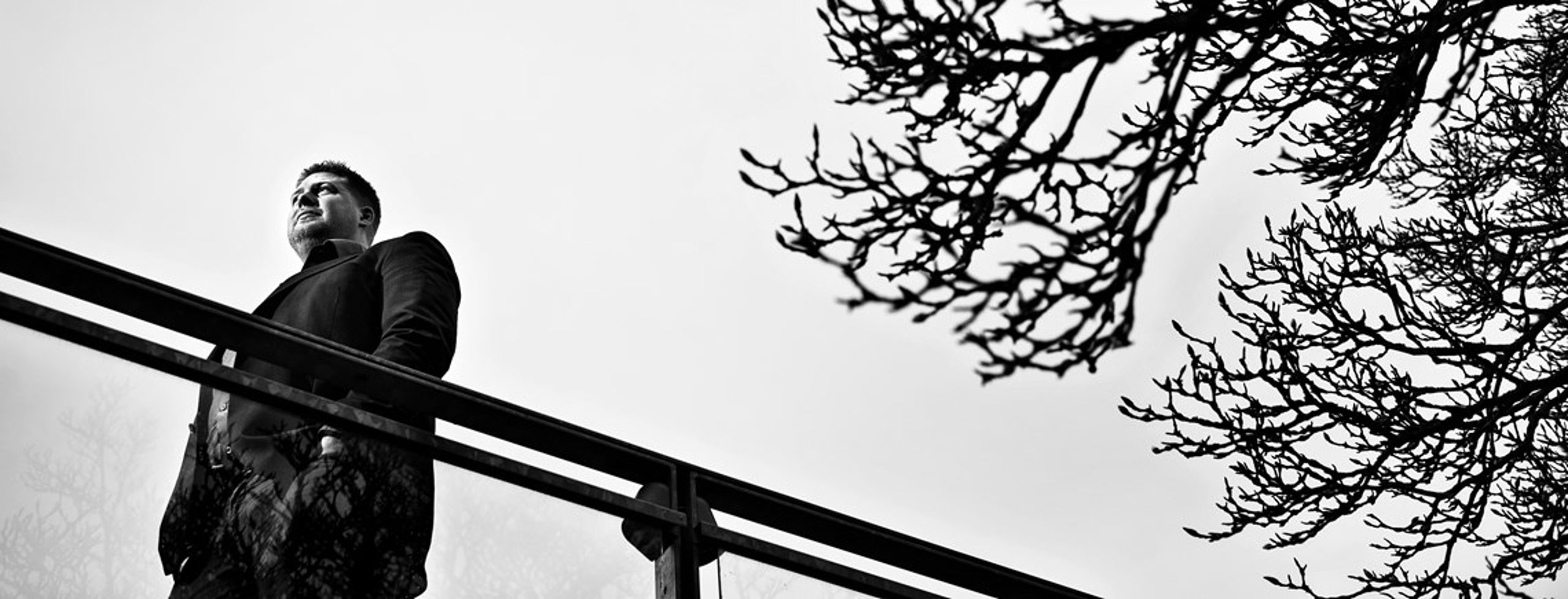 <span>”Medierne
er afgørende for, hvordan den politiske samtale fungerer. Og
når vi
ret massivt støtter dem
igennem mediestøtten, er
det
interessant at kigge på, om
man kan
indbygge nogle bedre incitamenter til at understøtte en god politisk
samtale i stedet for en konflikt,” siger Kasper Sand Kjær, formand for DUF.&nbsp;&nbsp;
</span>