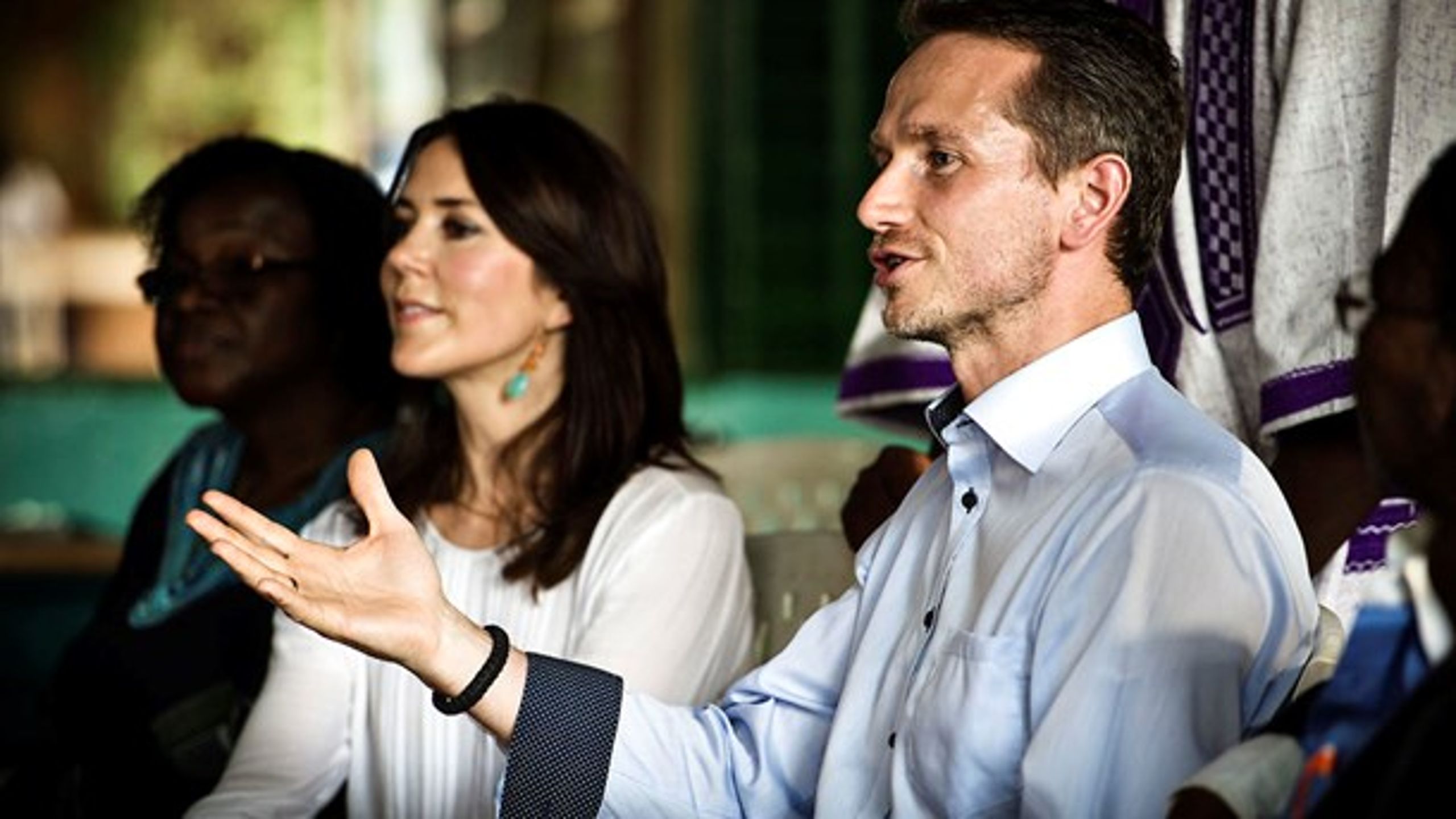 Udenrigsminister Kristian Jensen giver 65 millioner kroner til&nbsp;civilsamfundsfonden&nbsp;AmplifyChange, der&nbsp;blev&nbsp;lanceret&nbsp;i&nbsp;september&nbsp;2014&nbsp;af kronprinsesse Mary&nbsp;under FN’s Generalforsamling.