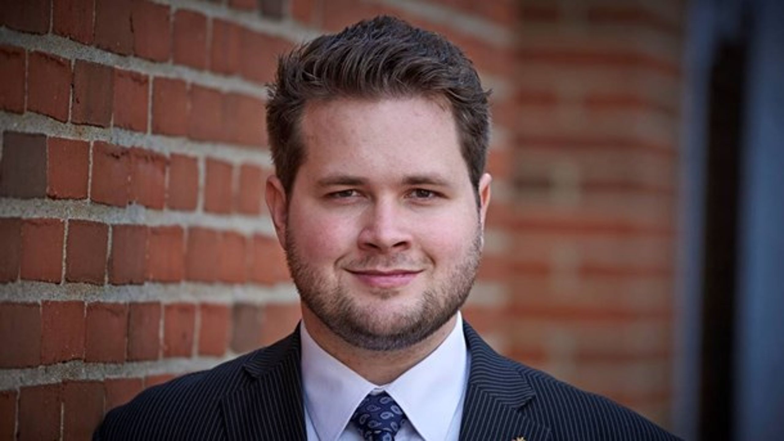 Det er nu&nbsp;28-årige Anders Vistisen, der skal sidde for bordenden i DF's gruppe i Bruxelles.