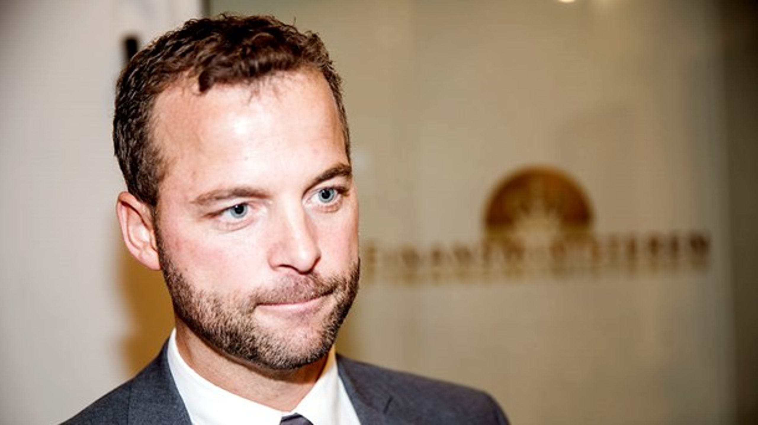 Leder for de Radikale&nbsp;Morten Østergaard har teamet op med gruppeformand for Venstre, Søren Gade, for at komme lovgivningshast til livs.