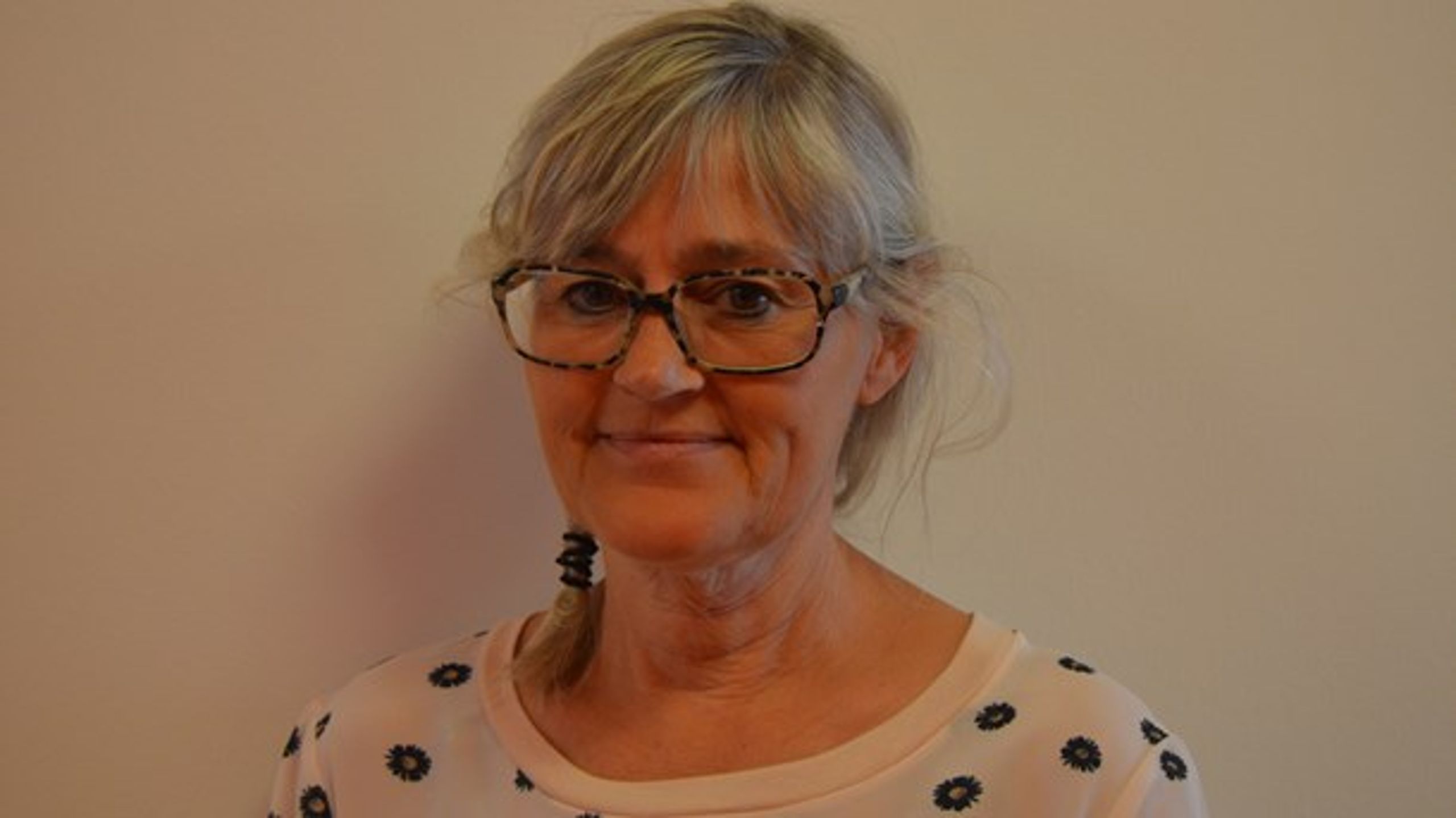 Der er åbenlyse huller i servicelovgivningen, og det har konsekvenser for borgere, som har behov for hjælp og støtte. De skal lappes. Nu, lyder det fra Lise Beha Erichsen, direktør i Hjernesagen.