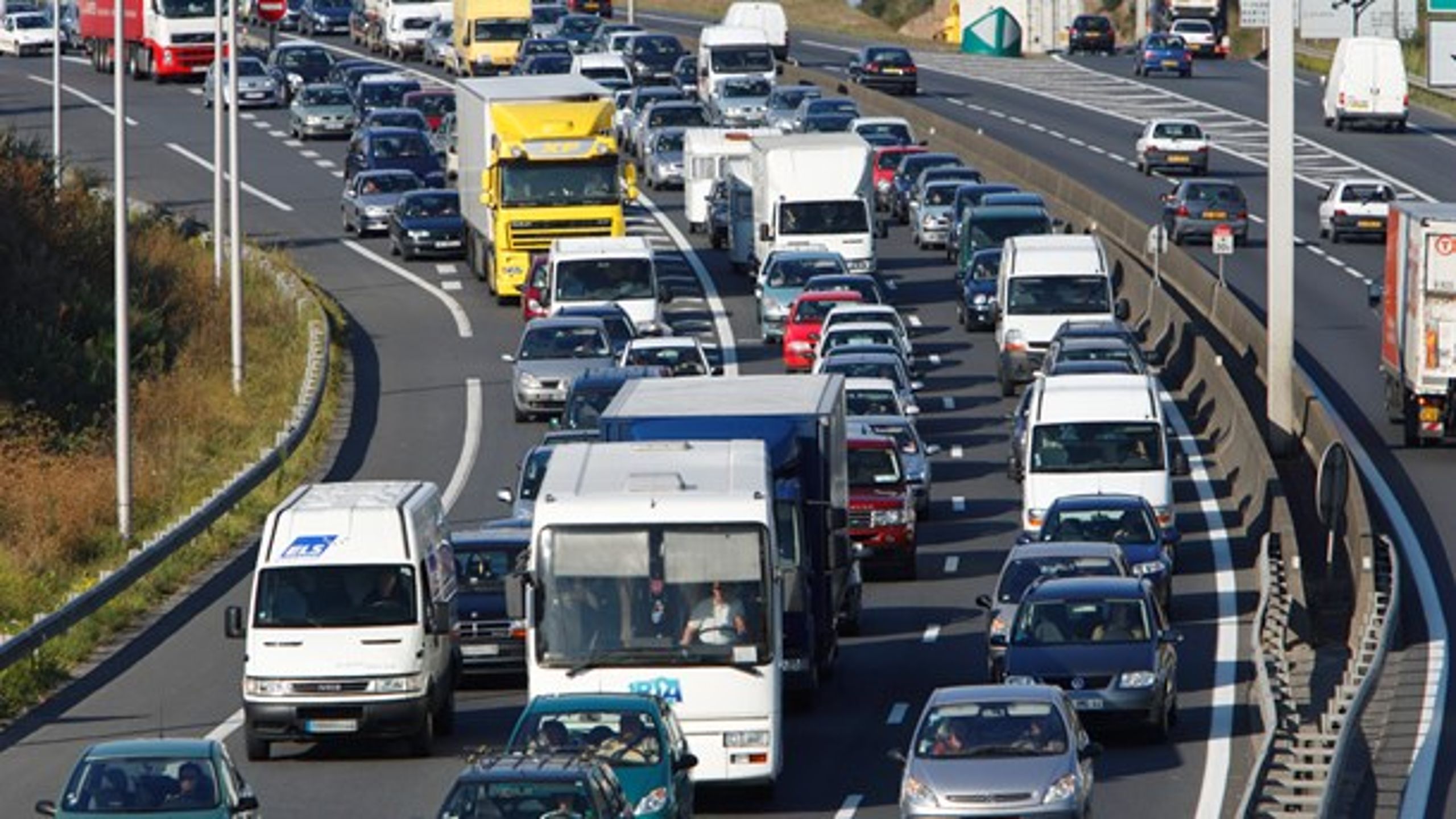 Det er blandt andet den mangelfulde infrastruktur med&nbsp;kilometerlange køer på de sjællandske motorveje, der er en&nbsp;barriere for at skabe&nbsp;vækst, skriver Vækstforum Sjælland i dagens debatindlæg.
