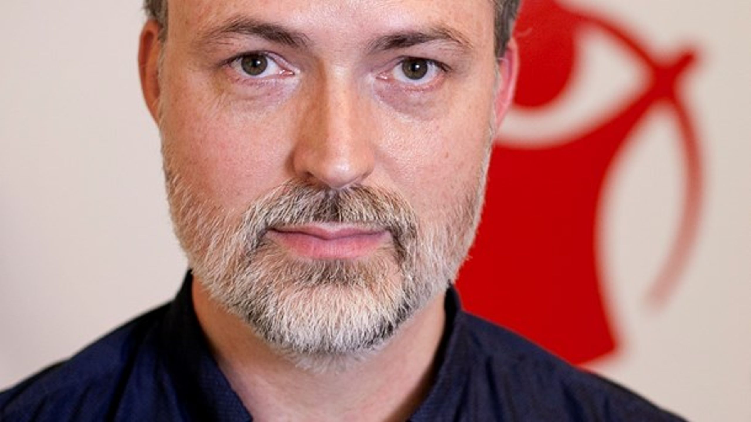 <span>Generalsekretær i Red Barnet <i>Jonas Keiding Lindholm</i> opfordrer politikerne til at sætte massivt ind med professionel støtte til de børn, vi tager imod på asylcentrene og integrerer i skoler og dagtilbud.</span>