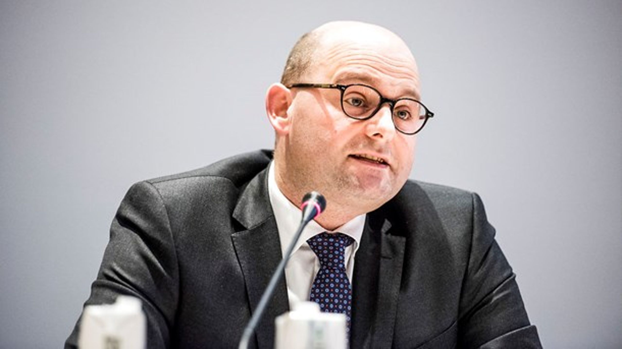 Justitsminister Søren Pape Poulsen (K) er tirsdag på charmeoffensiv i Europa-Parlamentet. Han forsøger at&nbsp;samle støtte til en dansk særaftale om fortsat tilknytning til Europol.