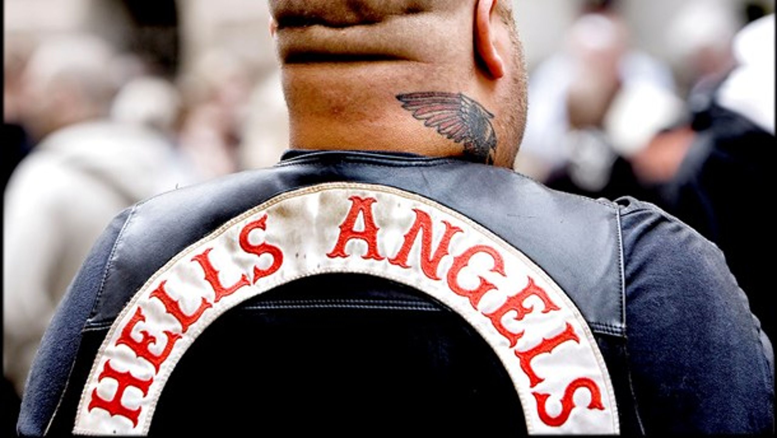 Regeringens rocker- og&nbsp;bandepakke fortsætter linjen fra de tidligere bandepakker med fokus på at udvide bandebestemmelsen, begrænse prøveløsladelse og skærpe straffen for blandt andet våbenbesiddelse i det offentlige rum.