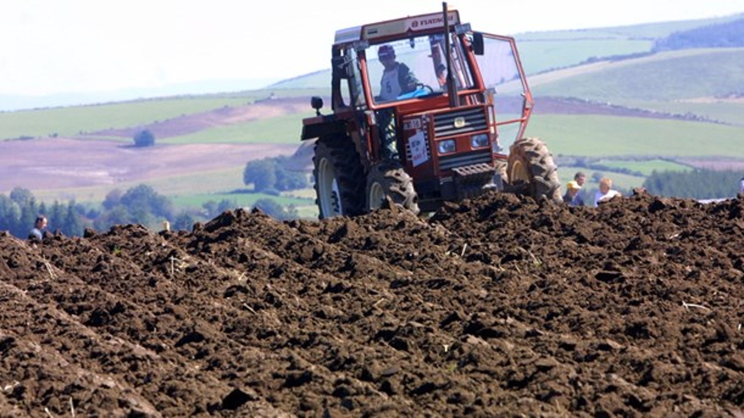 Regeringen ønsker at afskaffe 15-årsreglen i loven om landbrugsjord. Det skal skabe mere natur, men det mangler der ifølge oppositionen dokumentation for.&nbsp;