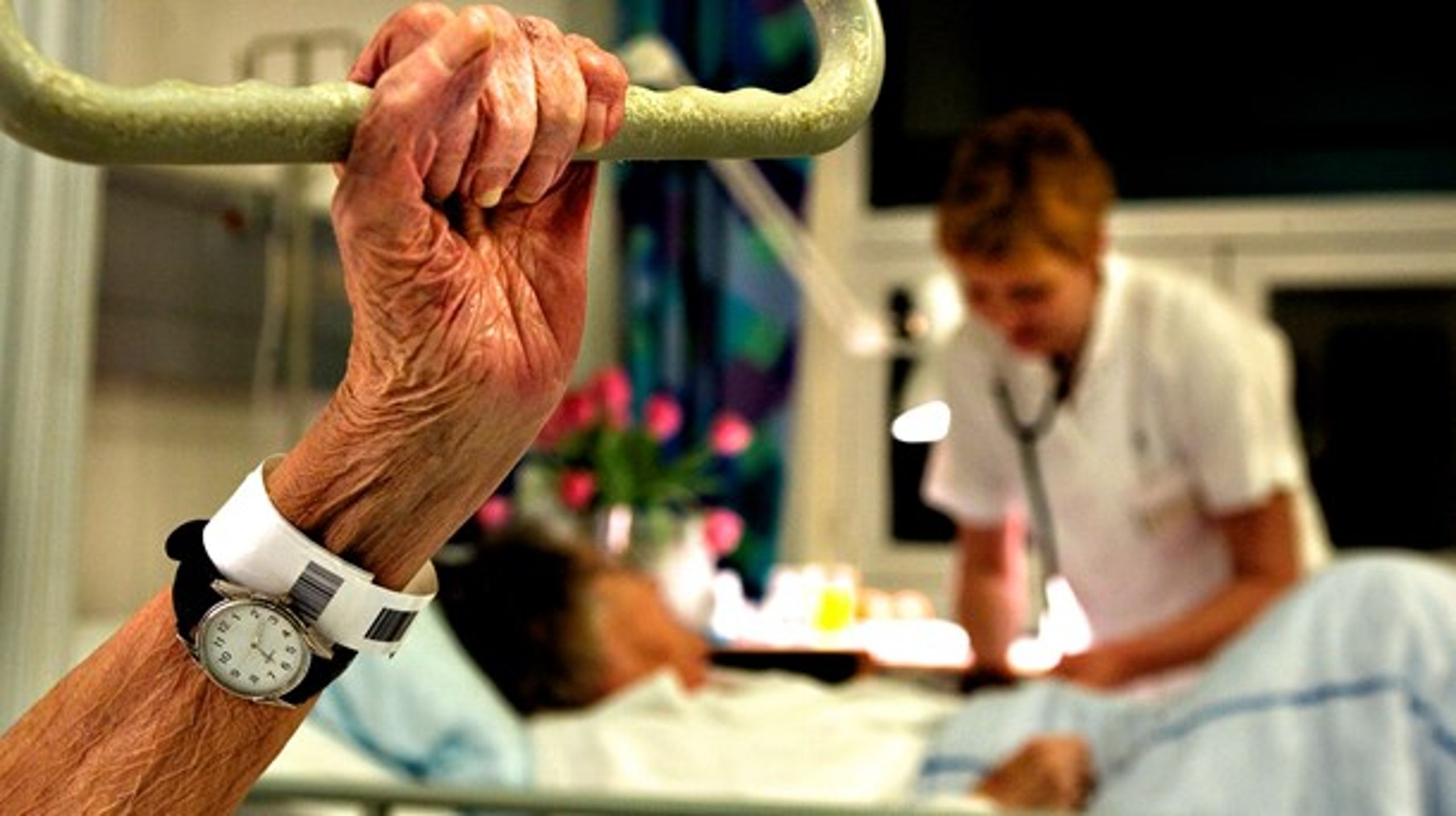 DÅRLIG FORRETNING: Nogle offentlige ydelser, som f.eks. ældrepleje, handler ikke om bundlinjen, men om vores anstændighed og moral som samfund. [Foto: Søren Bidstrup/Scanpix]<br>