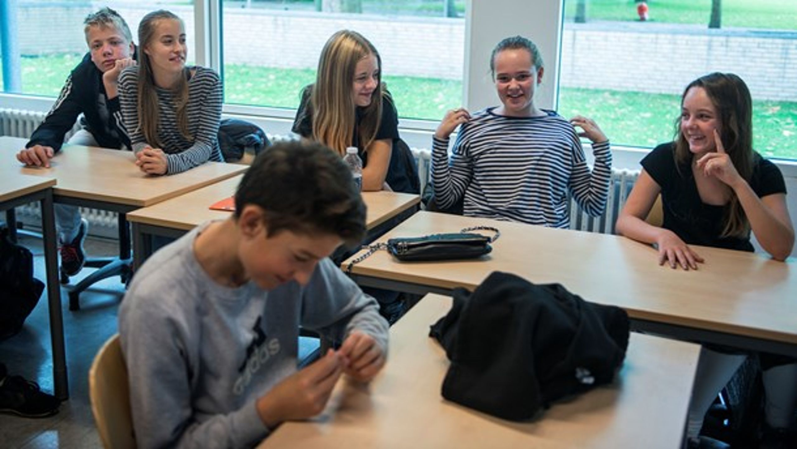 En præmiepulje på 500 millioner kroner er ikke den bedste vej til et&nbsp;højere fagligt niveau, vurderer professorerne Peter Allerup og Per Fibæk Laursen fra DPU.