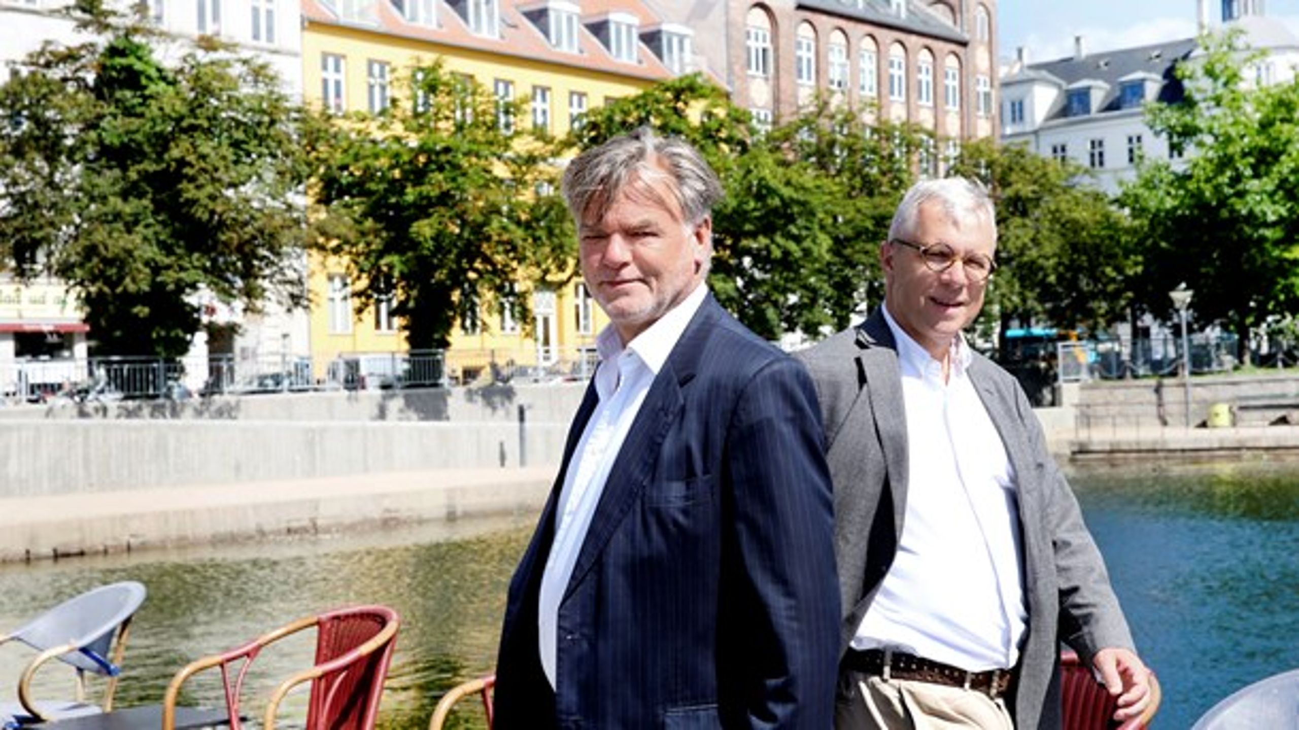 <div>
				<div>
					<div><br></div></div><div>
				</div>
			</div>