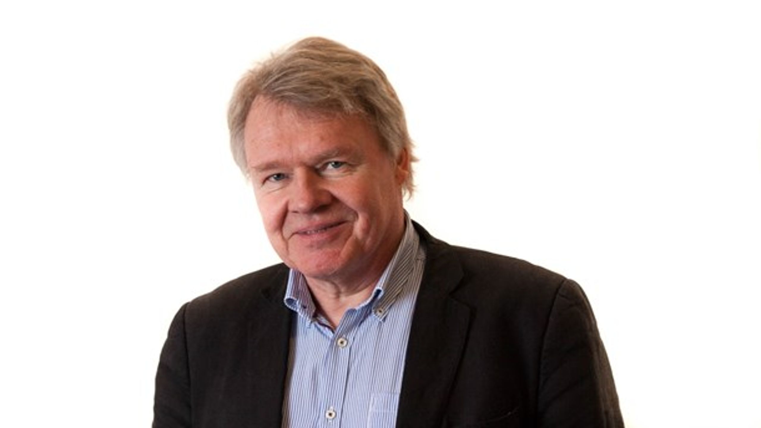 "Brug os. Tænk os med. Vi vil gerne inviteres ind. Vi er lige udenfor din dør – også selvom vi er placeret i regi af din kollega, kulturministeren," skriver Niels Glahn til Merete Riisager.