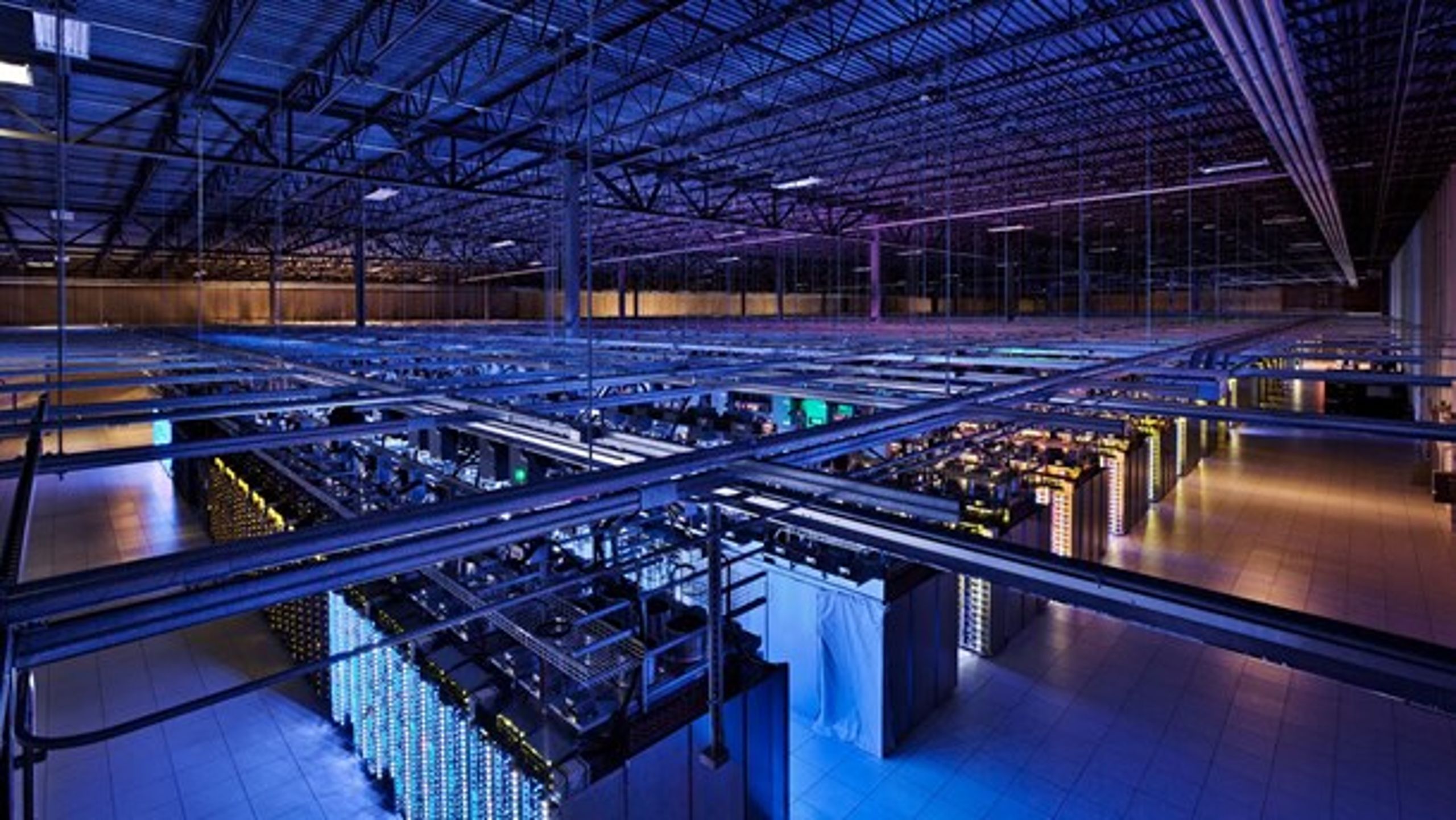Danmark er blevet en attraktiv vært for store datacentre, da vi har&nbsp;vist, at det er muligt at skabe en elsektor, hvor over 40 procent&nbsp;af forbruget dækkes med vind, samtidig med en høj forsyningssikkerhed, mener Birgitte Sloth.&nbsp;