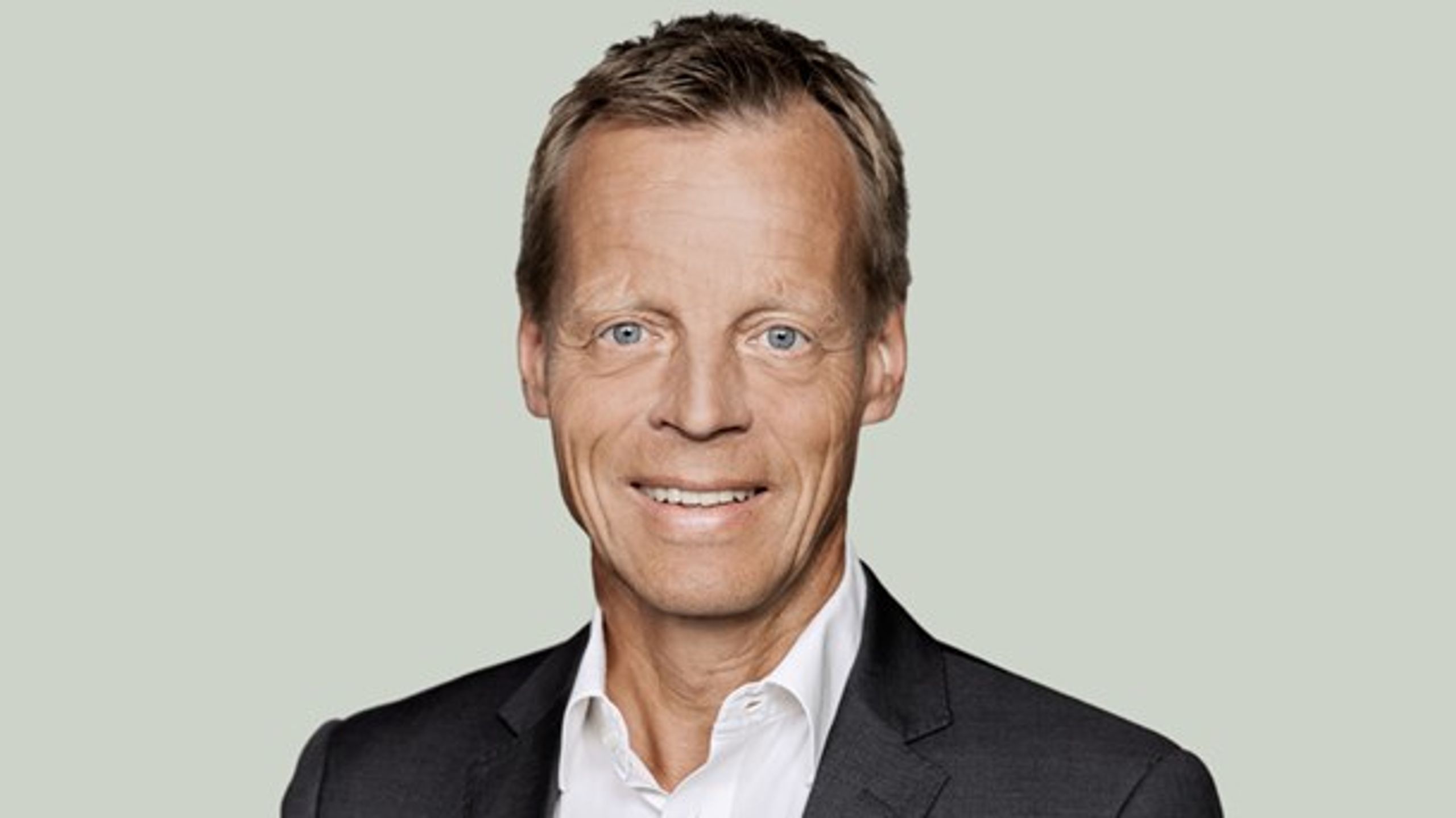 Fordi arbejdsskadeerstatningen bliver udmålt efter, hvor syg man er, så fastholdes den skadelidte i sin sygdom i hele den afventende periode, skriver Lennart Damsbo-Andersen (S).