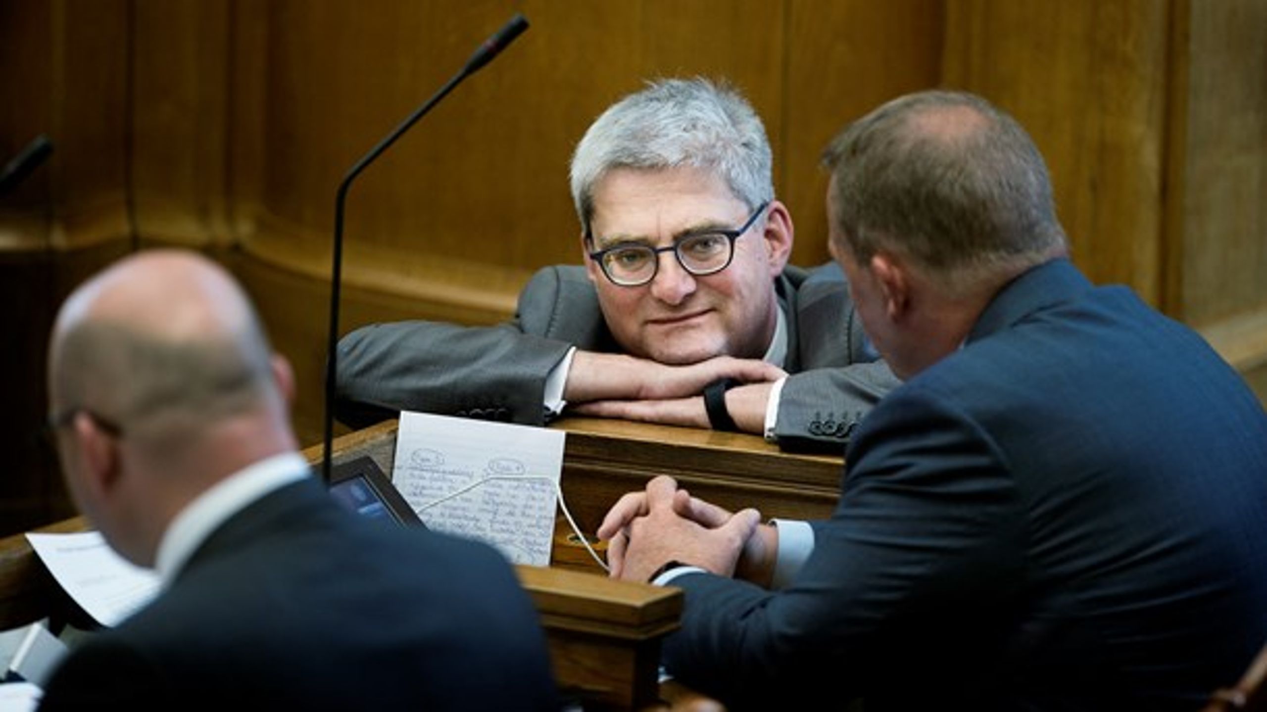 "Vi har sådan set brug for, at folk siger den slags ting, hvis vi skal gøre tingene bedre,” siger&nbsp;uddannelses- og forskningsminister Søren Pind (V). Politikens rundspørge blandt 1200 forskere viser, at mange har oplevet politisk pres på forskellige måder.