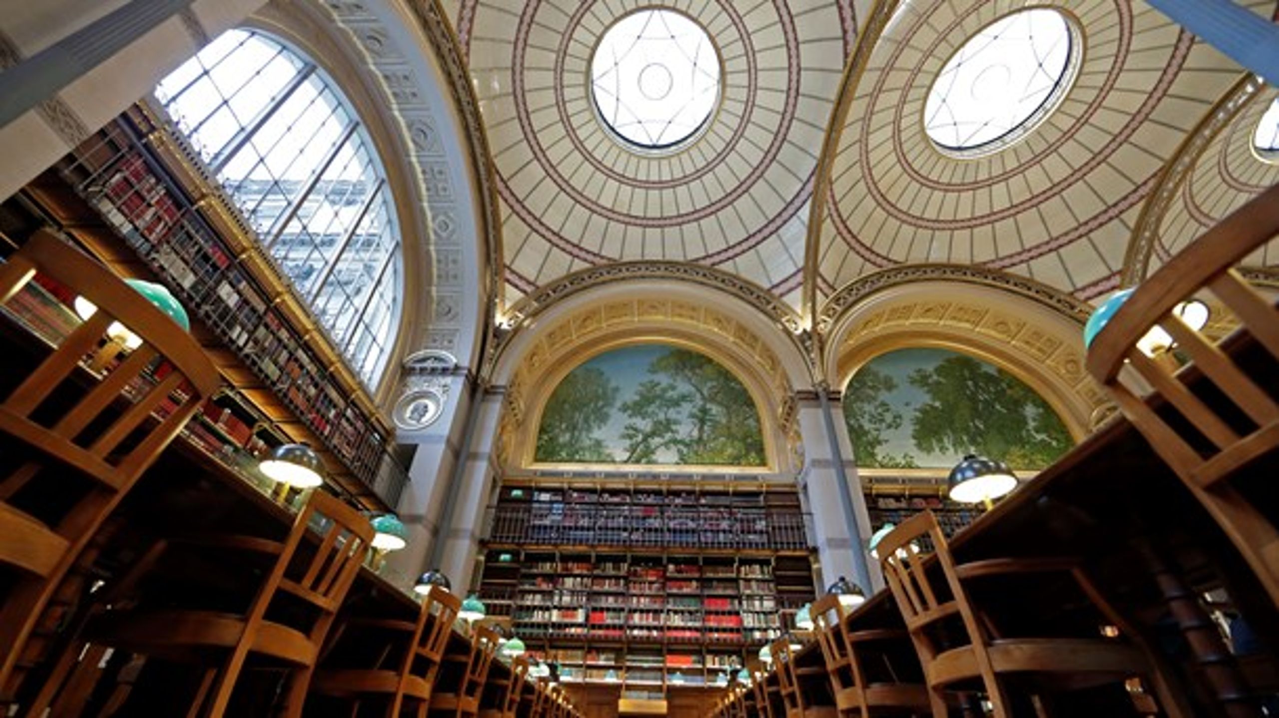 Det kommende videnscenter for fonde skal om to-tre år være den førende autoritet på data om sektoren. Det bliver dog næppe så pompøst som Bibliothèque nationale de France på billedet.&nbsp;