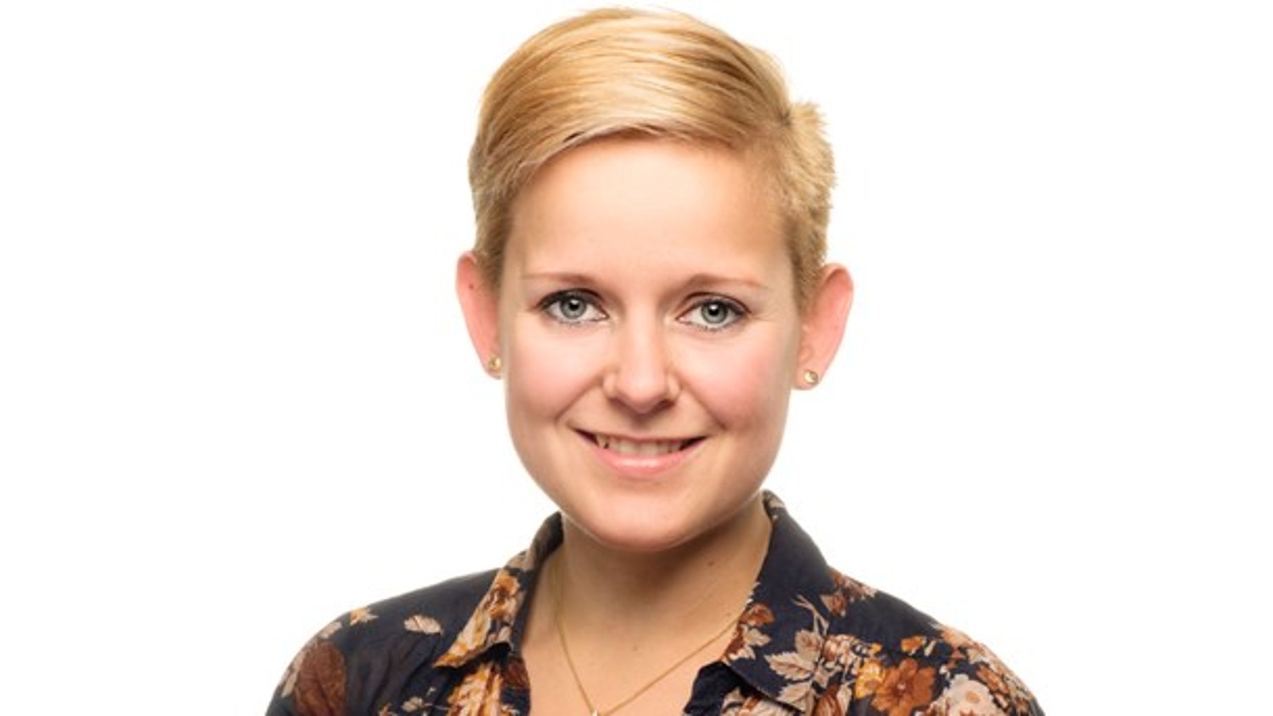 "Lad os stoppe med at tale om licenskroner til søndagsserier og underholdningsprogrammer – lad os hellere tale om, hvor mange licenskroner vi er villige til at betale for et oplyst demokrati," skriver&nbsp;Louise Lindhagen (K).