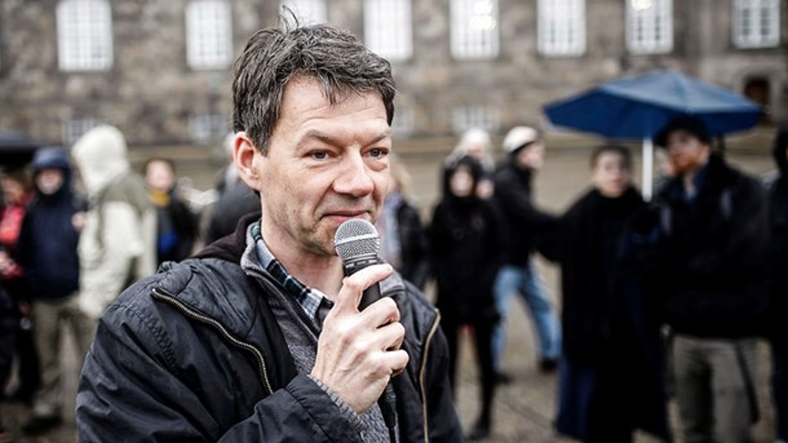 Christan Poll (ALT) kalder sig selv en uerfaren politiker. Han har ingen fornemmelse af, hvad han kan komme igennem med i de kommende energiforhandlinger.