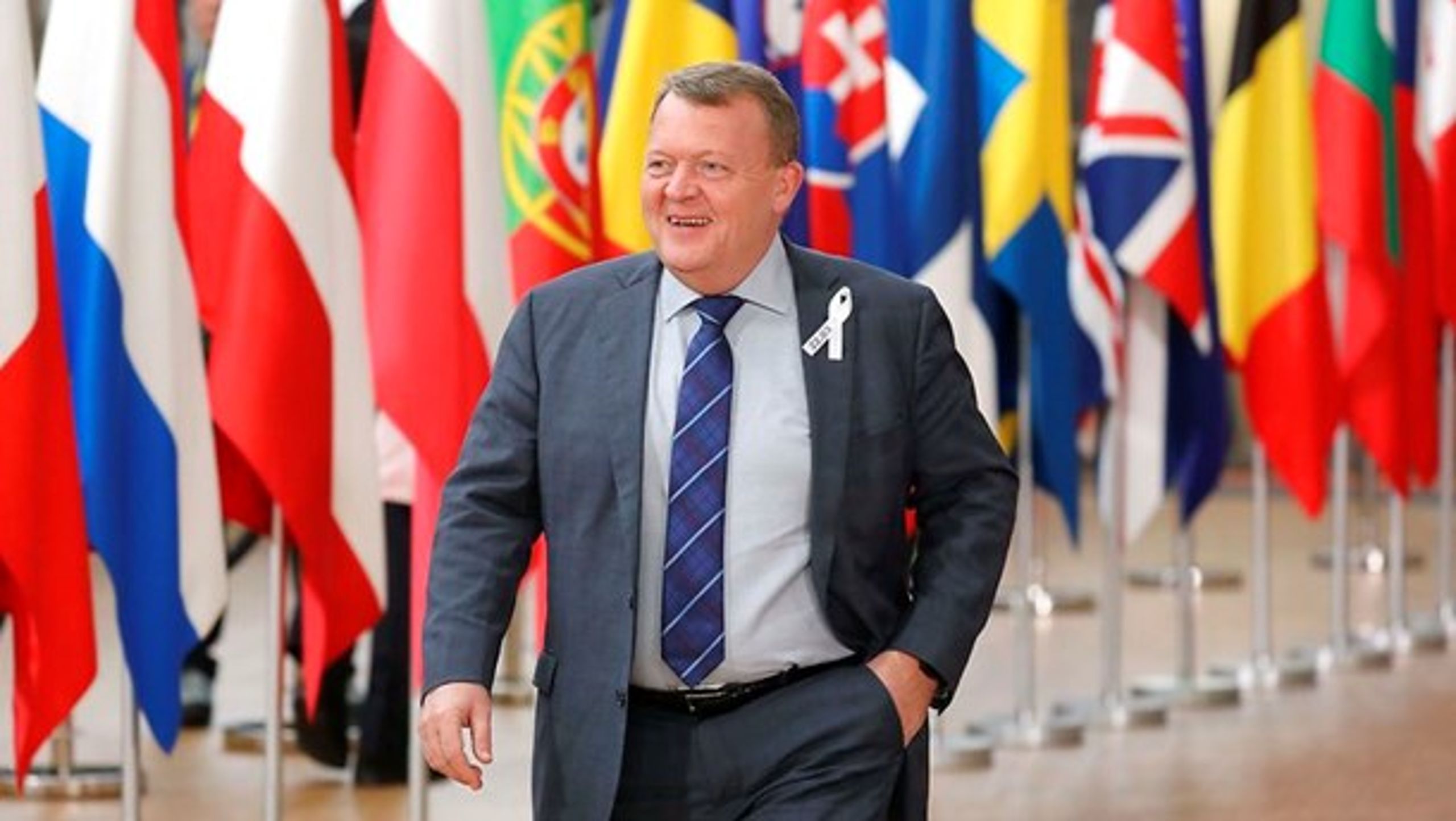 Statsminister Lars Løkke Rasmussen (V) ser gerne, at Donald Trump giver Europa fripas, når han i morgen indfører toldafgifter på stål og aluminium.&nbsp;