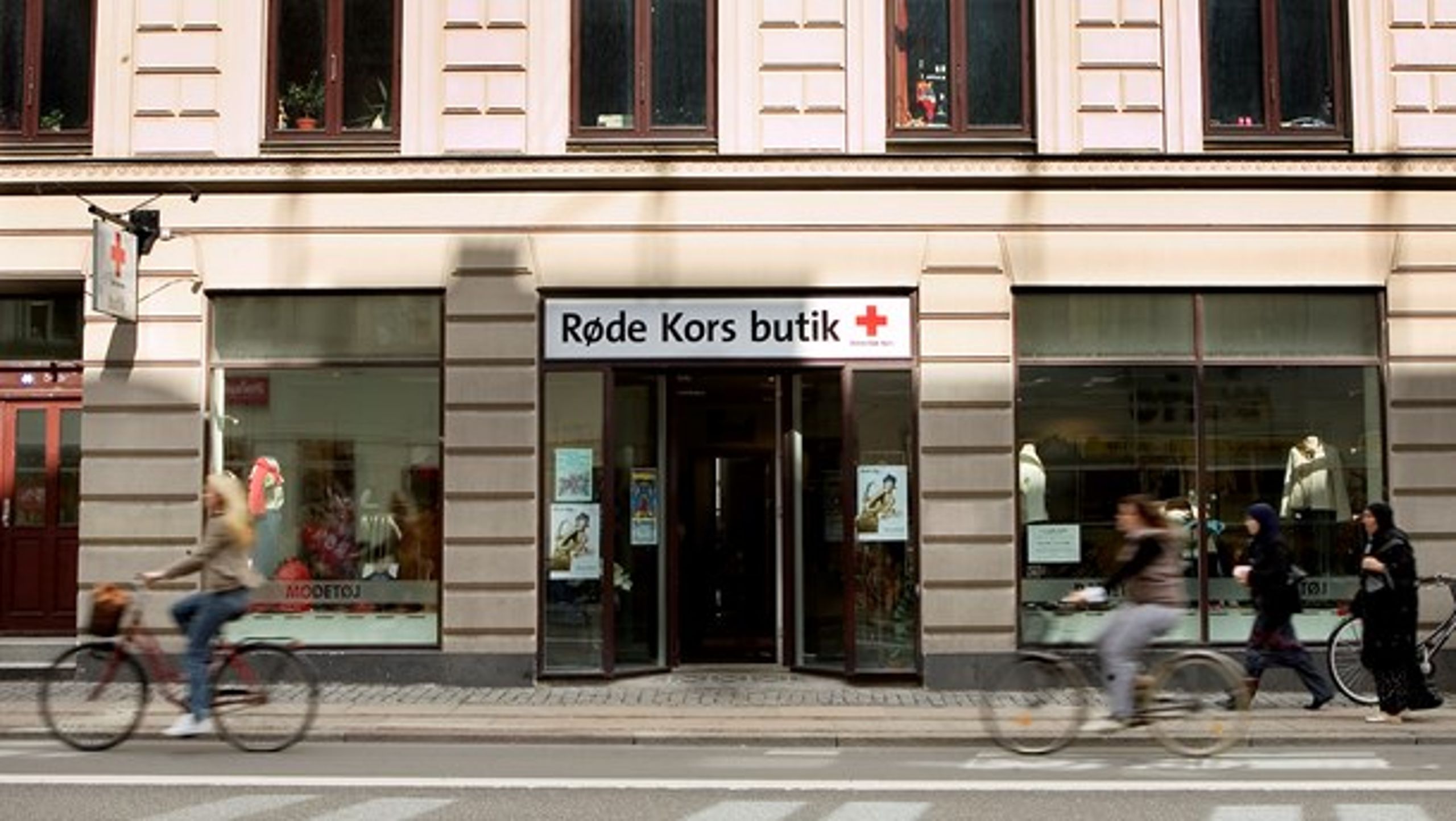 Røde Kors håber, at&nbsp;ny aftale kan bidrage til at sikre deres genbrugsbutikker mod unfair konkurrence fra kommunerne.&nbsp;