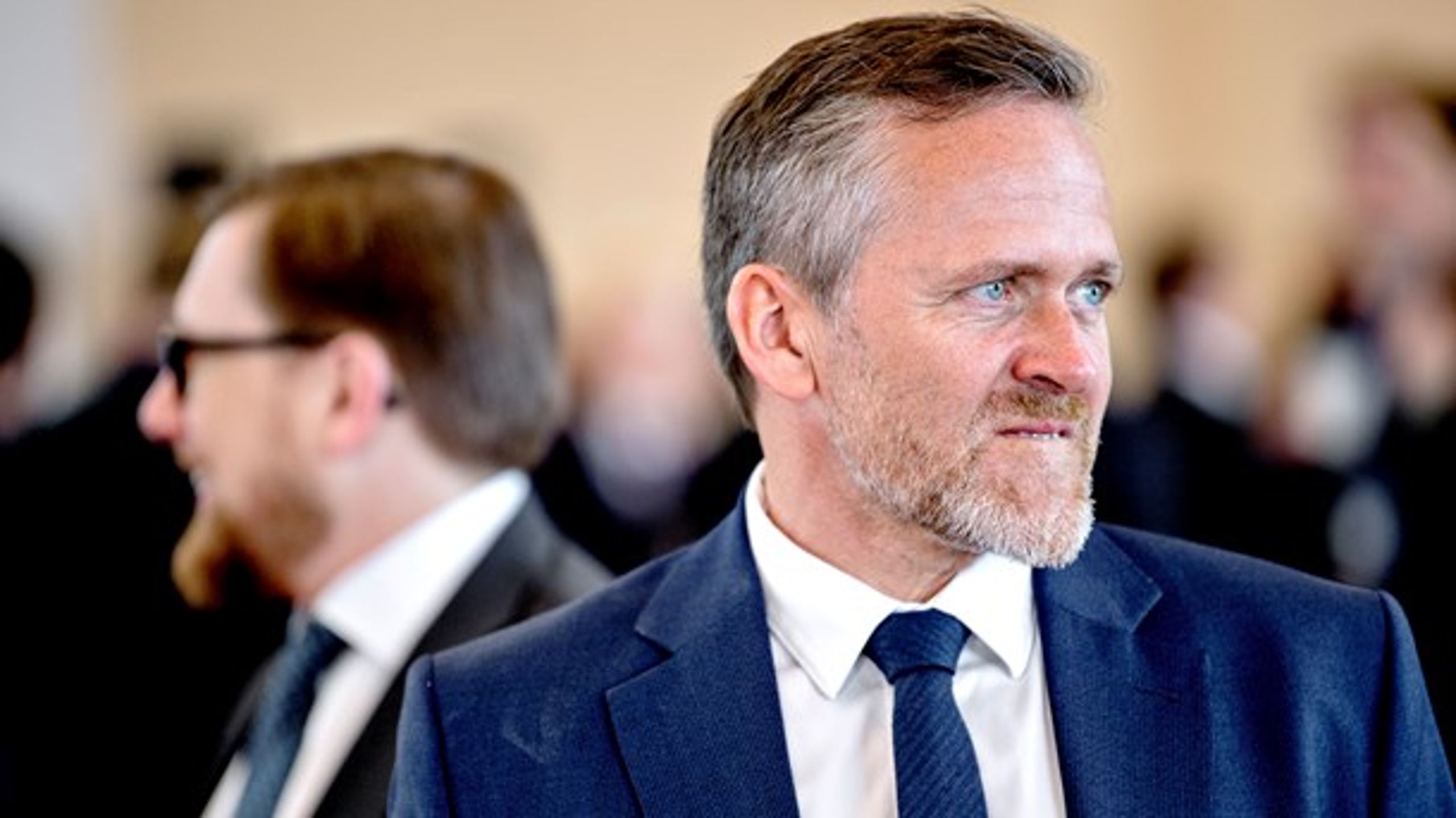 Anders Samuelsens beslutning om at lade LA&nbsp;træde ind i regeringen kritiseres af ungdomspartiets landsformand, Carl Andersen.&nbsp;