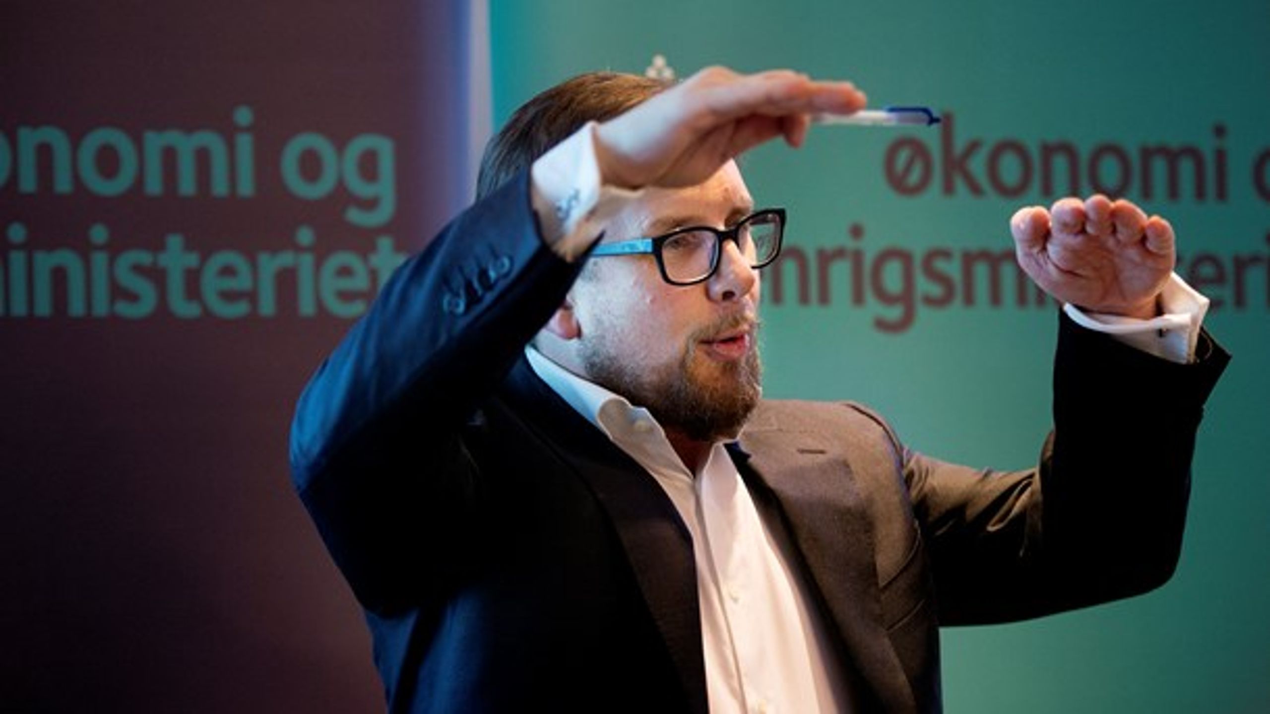 Simon Emil Ammitzbøll-Bille har kaldt det "en bunden opgave" at reformere systemet, der fordeler penge mellem rige og fattige kommuner. Men tirsdag måtte han opgive at lande en aftale, og det skuffer kommunerne.