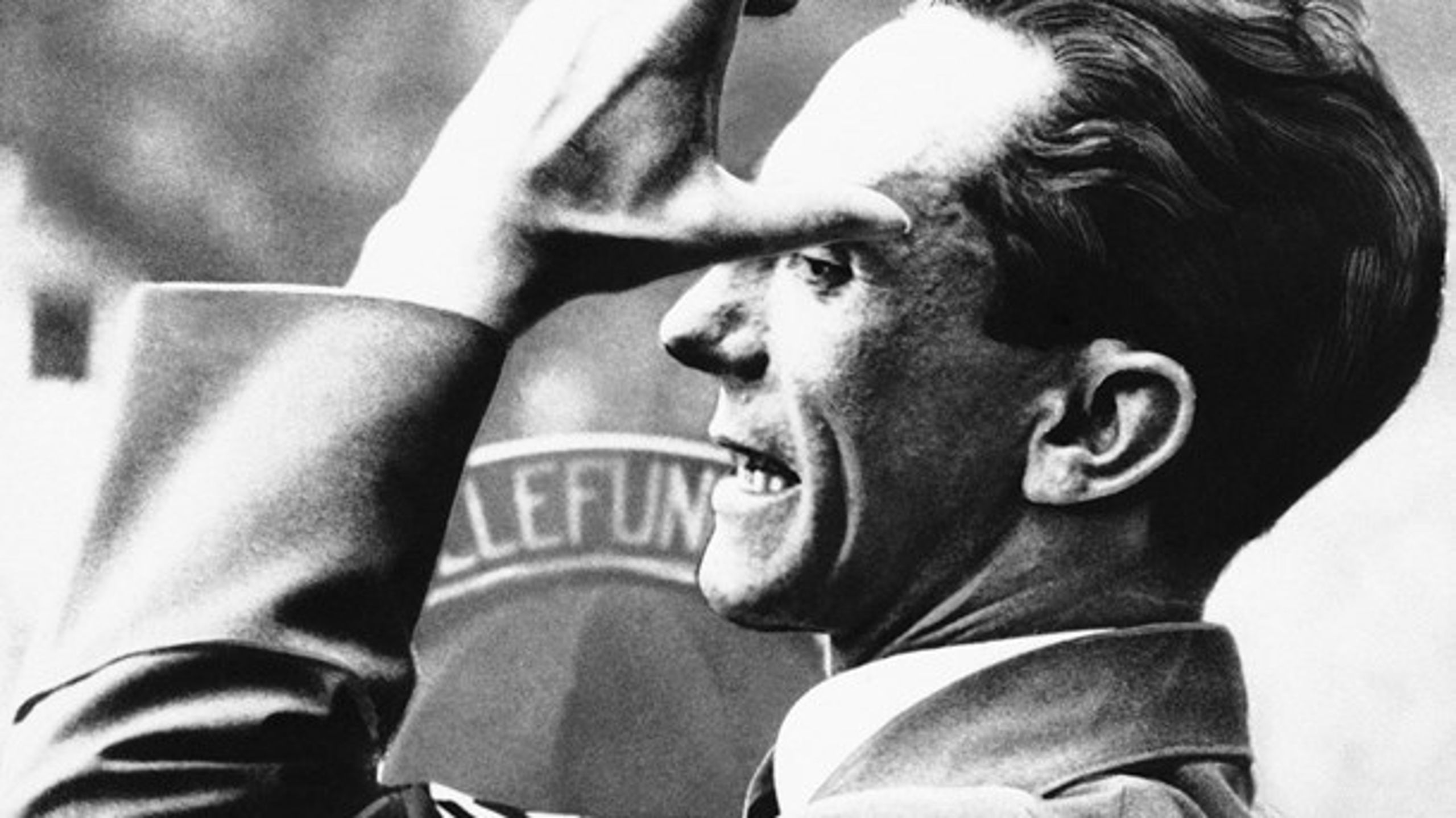 Det er blevet illegitimt at kritisere&nbsp;debattører og politikere, der siger noget, der ligner, hvad Joseph Goebbels kunne have fundet på at sammenligne jøder med, skriver Paula Larrain.