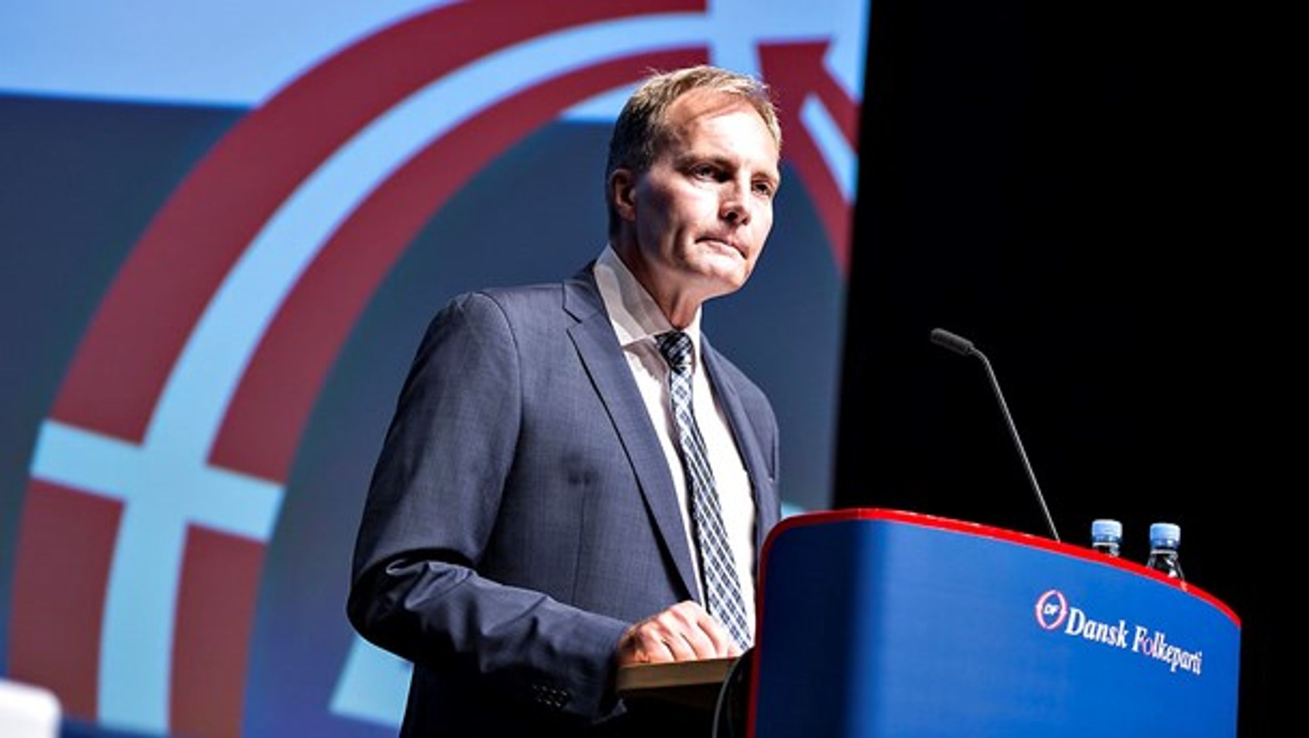 S&nbsp;og SF drømmer om et mere lige og grønt samfund, mens DF er glade for Danmark, "sådan som det er nu". Altinget har spurgt partierne, om de har konkrete visioner&nbsp;for fremtidens Danmark.