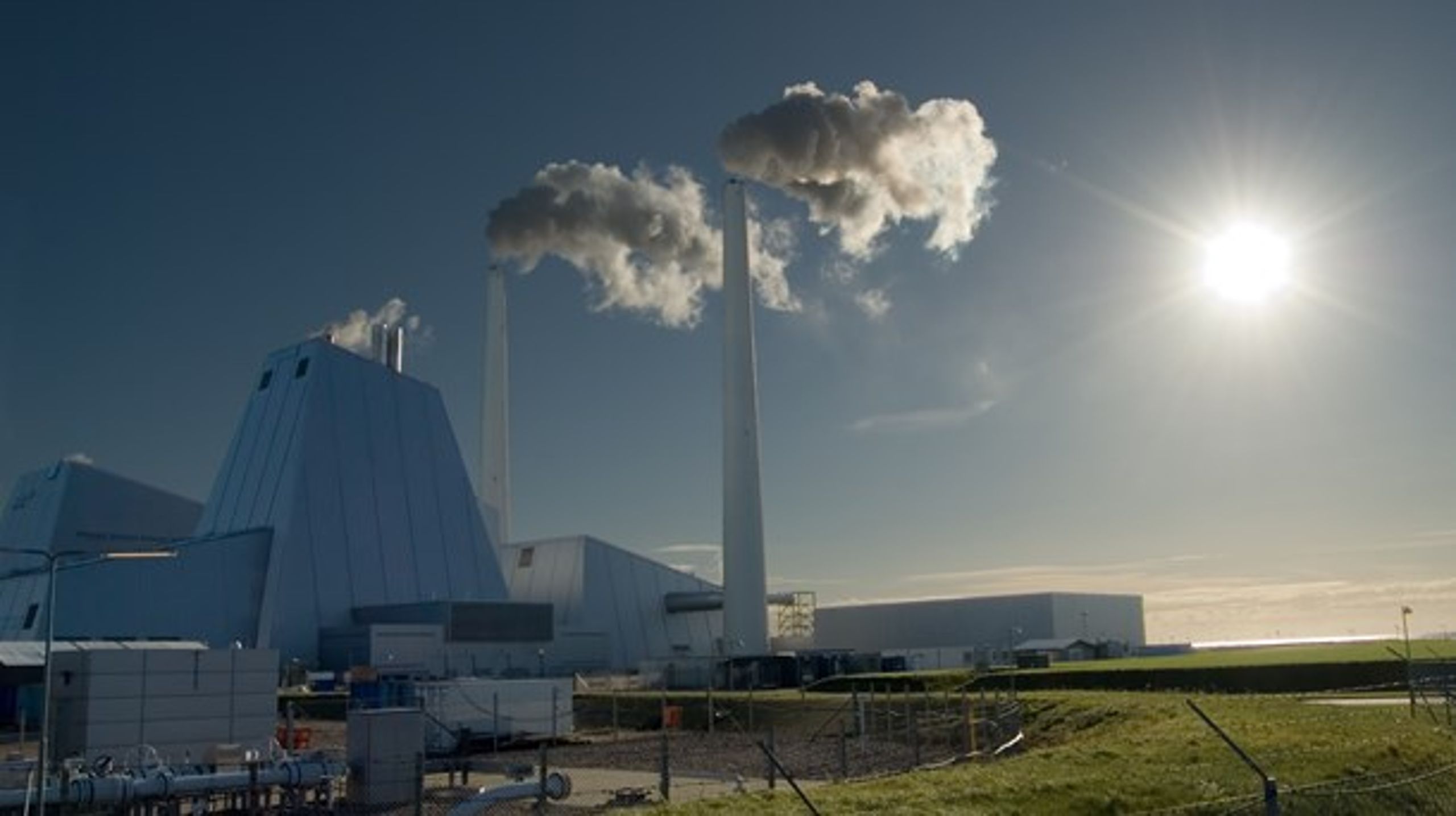 Den største udfordring for Danmark, når vi taler om cybersikkerhed, er beskyttelse af de industrielle kontrolsystemer, der styrer vores energiforsyning og anden kritisk infrastruktur, skriver Morten Stilling.