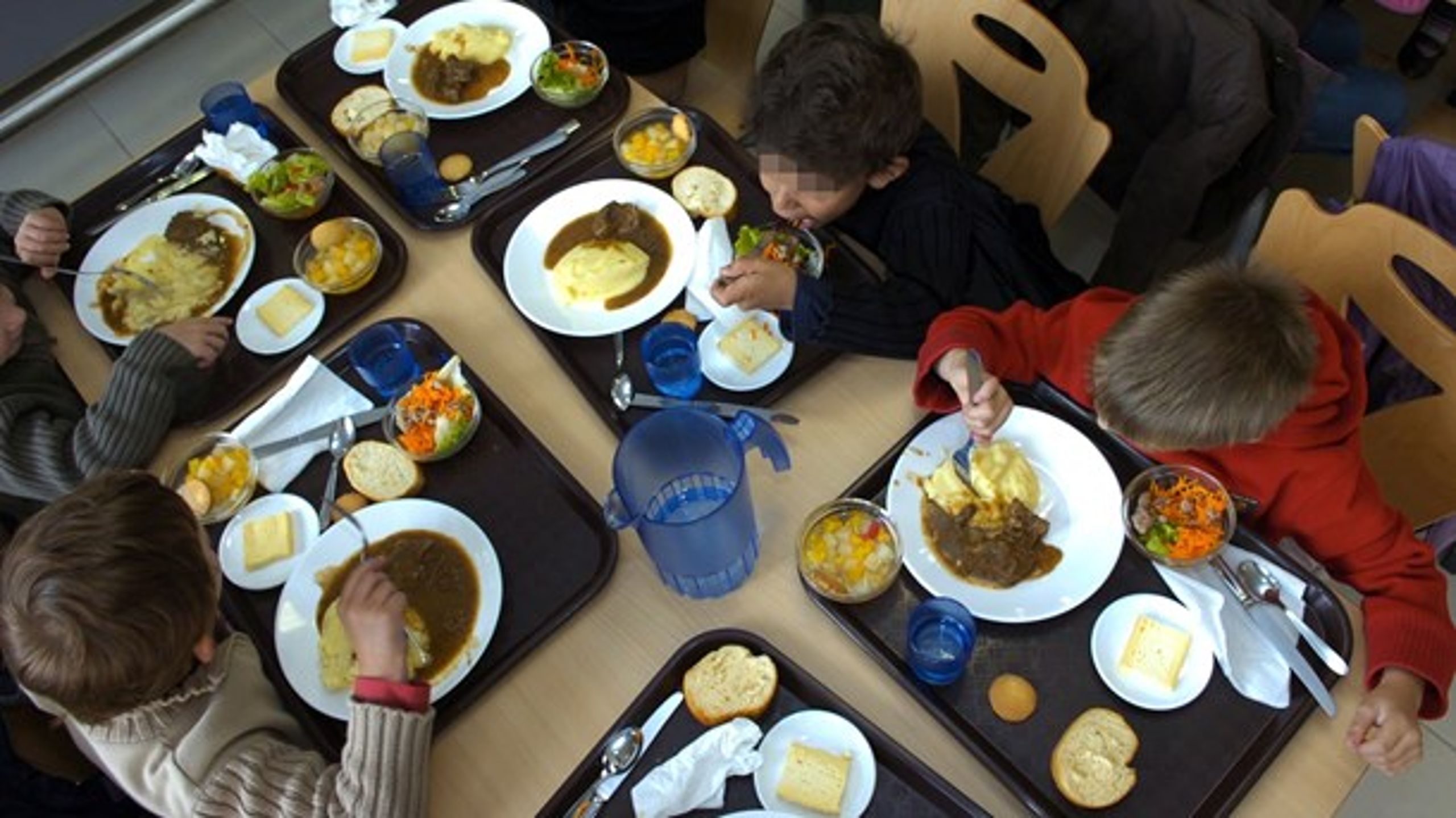 Blandt skolebørnene er andelen, der spiser frokost i folkeskolen, steget fra 10 til 27 procent i perioden 2007 til 2017.