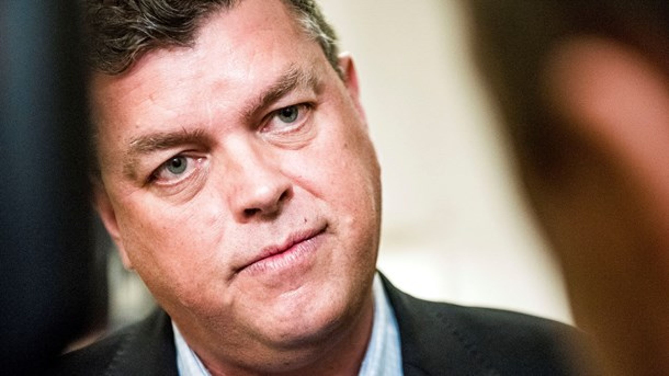 Medieaftalen er blevet en smal aftale mellem regeringen og Dansk Folkeparti. 20. juni blev både SF og Socialdemokratiet bedt om at forlade forhandlingerne, hvis de ikke kunne sige ja til den økonomiske ramme.&nbsp;