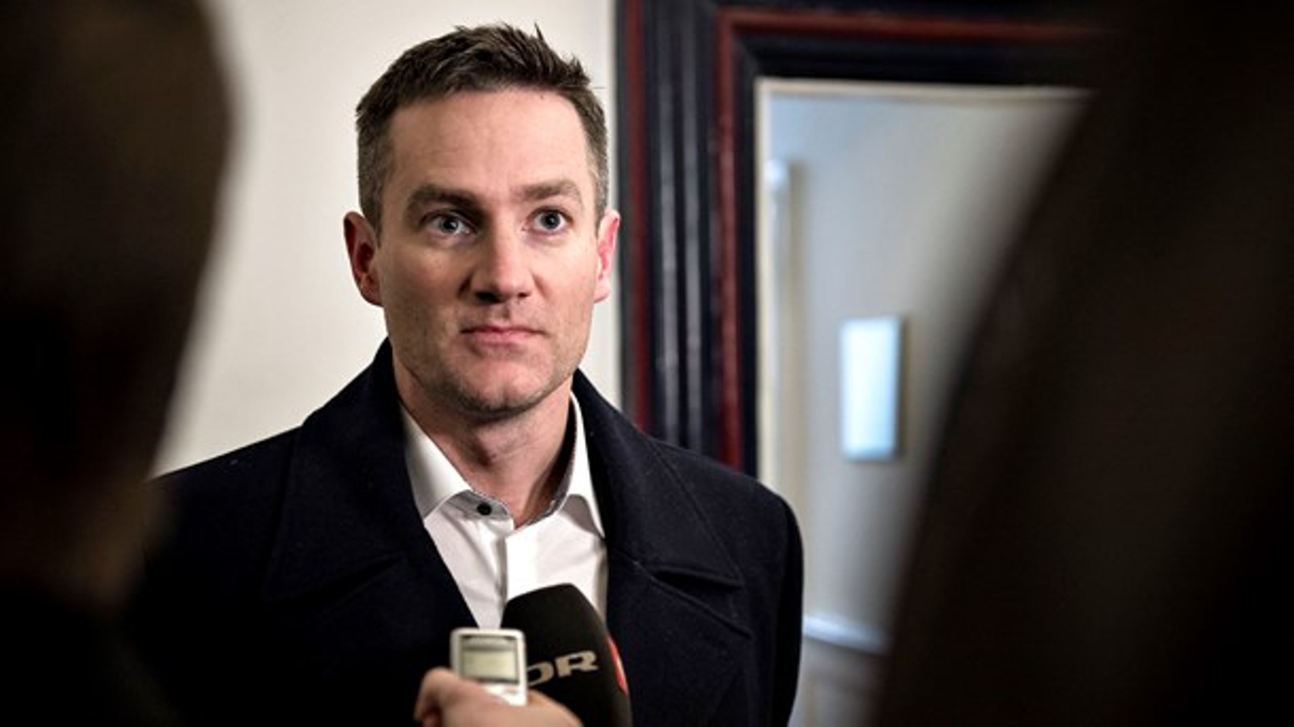 Erhvervsminister Rasmus Jarlov (K) mener, at det er urimeligt at give lån til mennesker, der har ringe mulighed for at betale det tilbage.&nbsp;