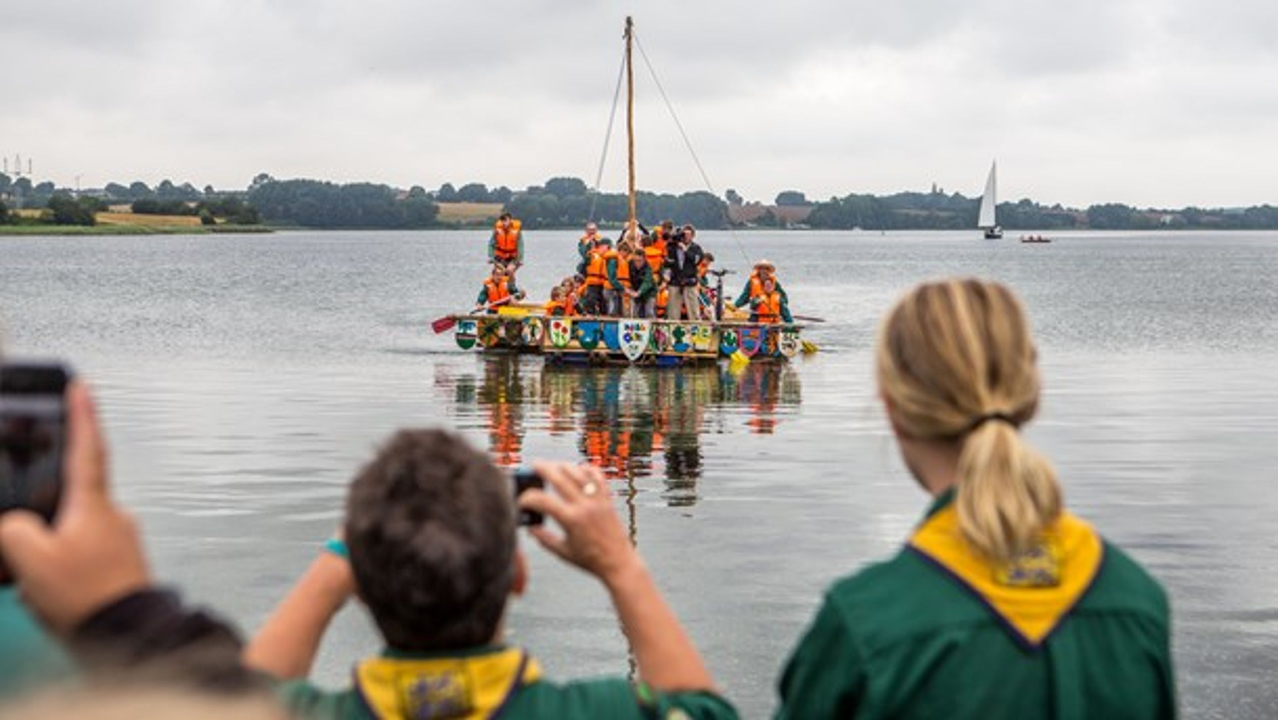 Det nye projekt "Alle unge med i fællesskabet" skal være med til systematisk at indsamle og udvikle viden om, hvordan man kan lokke flere unge med ikkevestlig baggrund ind i foreningslivet. For eksempel ved at undersøge, om projekter udviklet af spejderne kan overføres til andre organisationer.