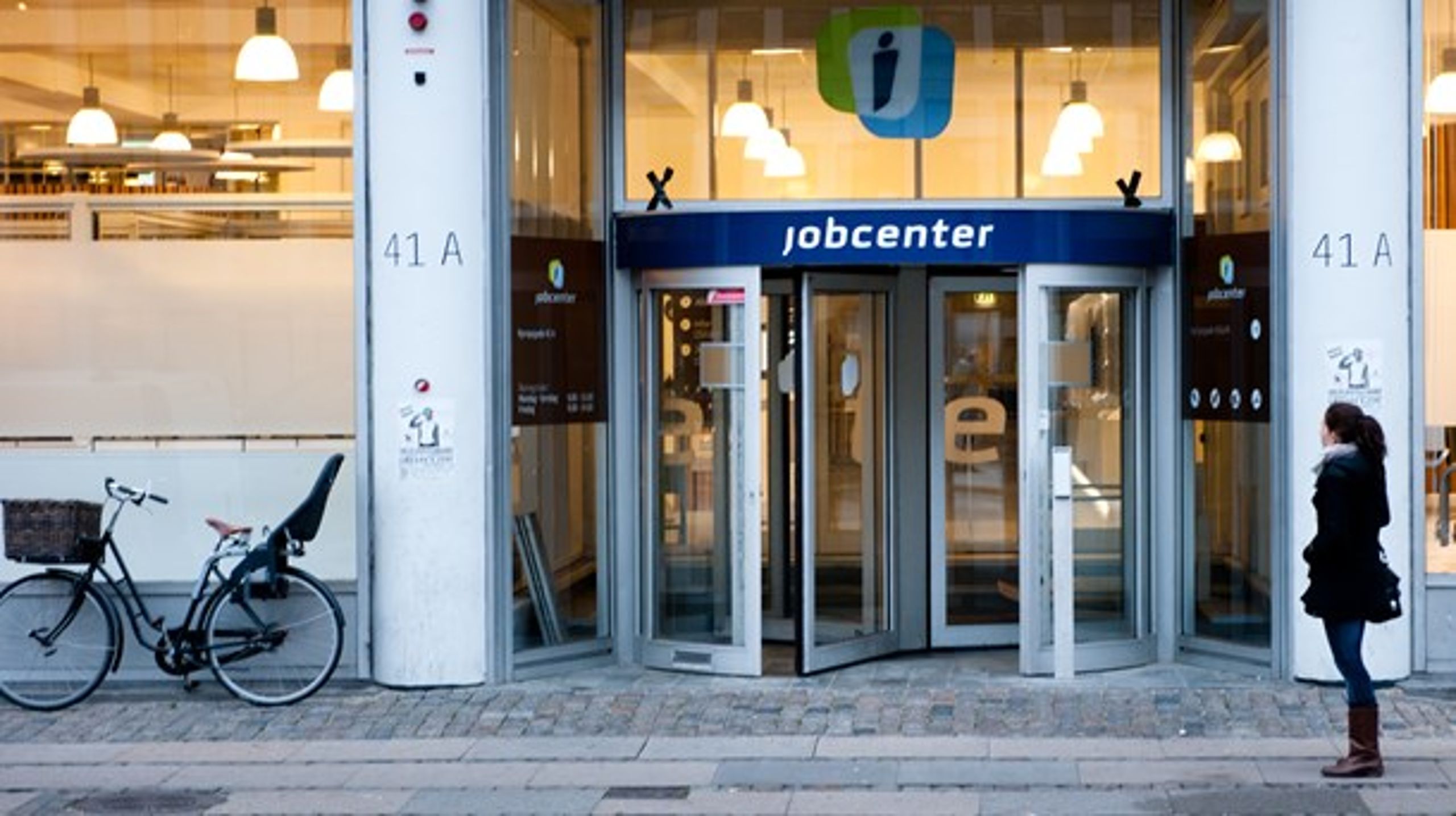 <div>Hvis mennesker med psykiske og
fysiske lidelser eller andre store sociale og helbredsmæssige
udfordringer skal i uddannelse eller job, kræver det andre værktøjer end
bare virksomhedspraktik,&nbsp;skriver Rasmus Hangaard Balslev.</div>