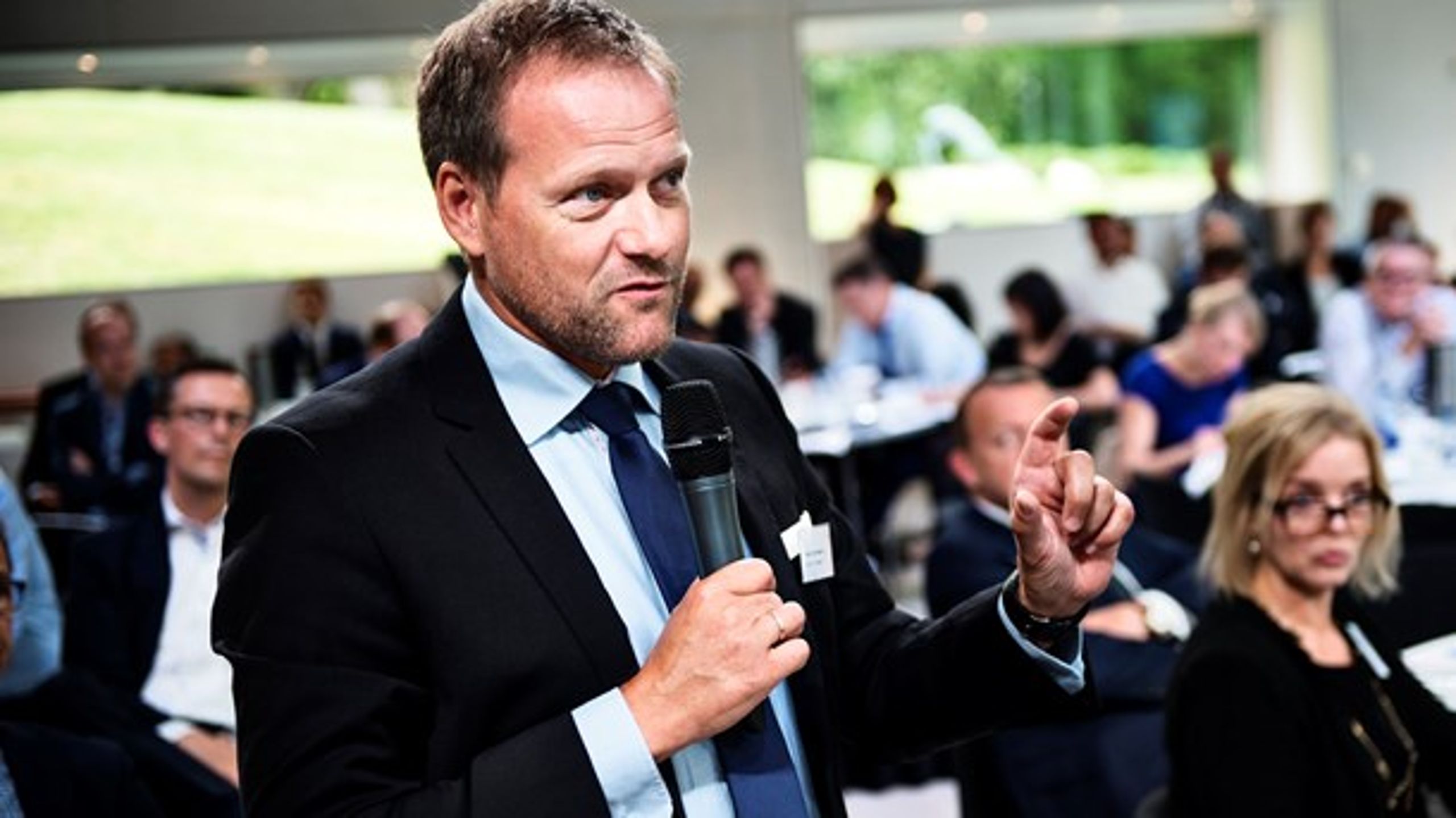 DF's finansordfører, René Christensen, vil have flere penge tilført ældreområdet til de kommende satspuljeforhandlinger. Nogle af de pengene skal tages fra de midler, regeringen vil afsætte til at få flere indvandrerkvinder i job.<br>
