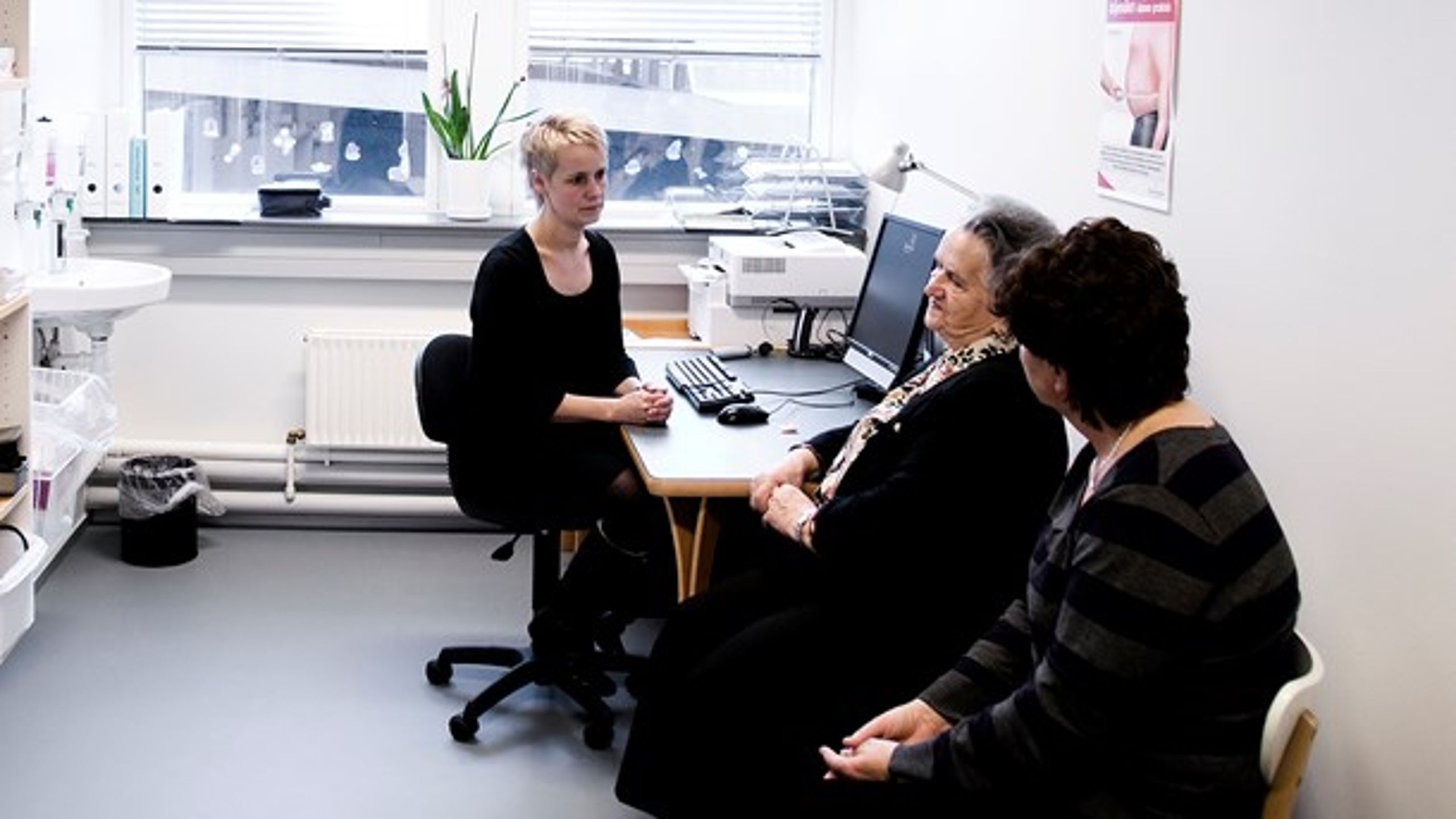 Man skal ikke tvinge unge læger til at ”aftjene værnepligt” som
praktiserende læge mod deres vilje, skriver Camilla Rathcke fra Yngre Læger.