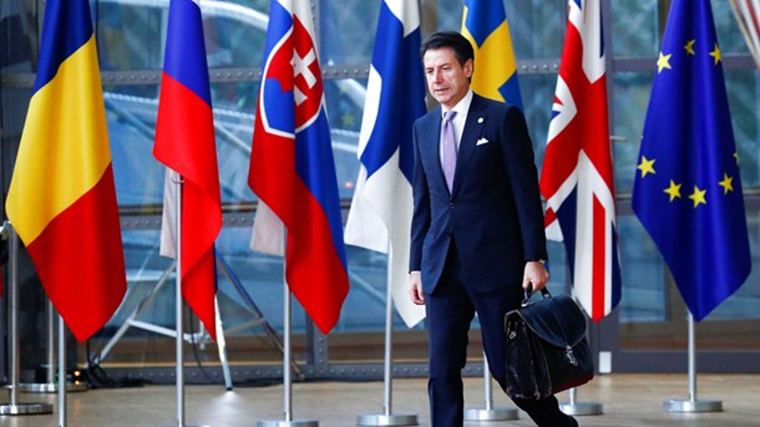 Den italienske regering med&nbsp;premierminister&nbsp;Giuseppe Conte i spidsen&nbsp;lever af at søge konfrontationen med EU snarere end at indgå i et frugtbart samarbejde, mener Bendt Bendtsen (K).&nbsp;