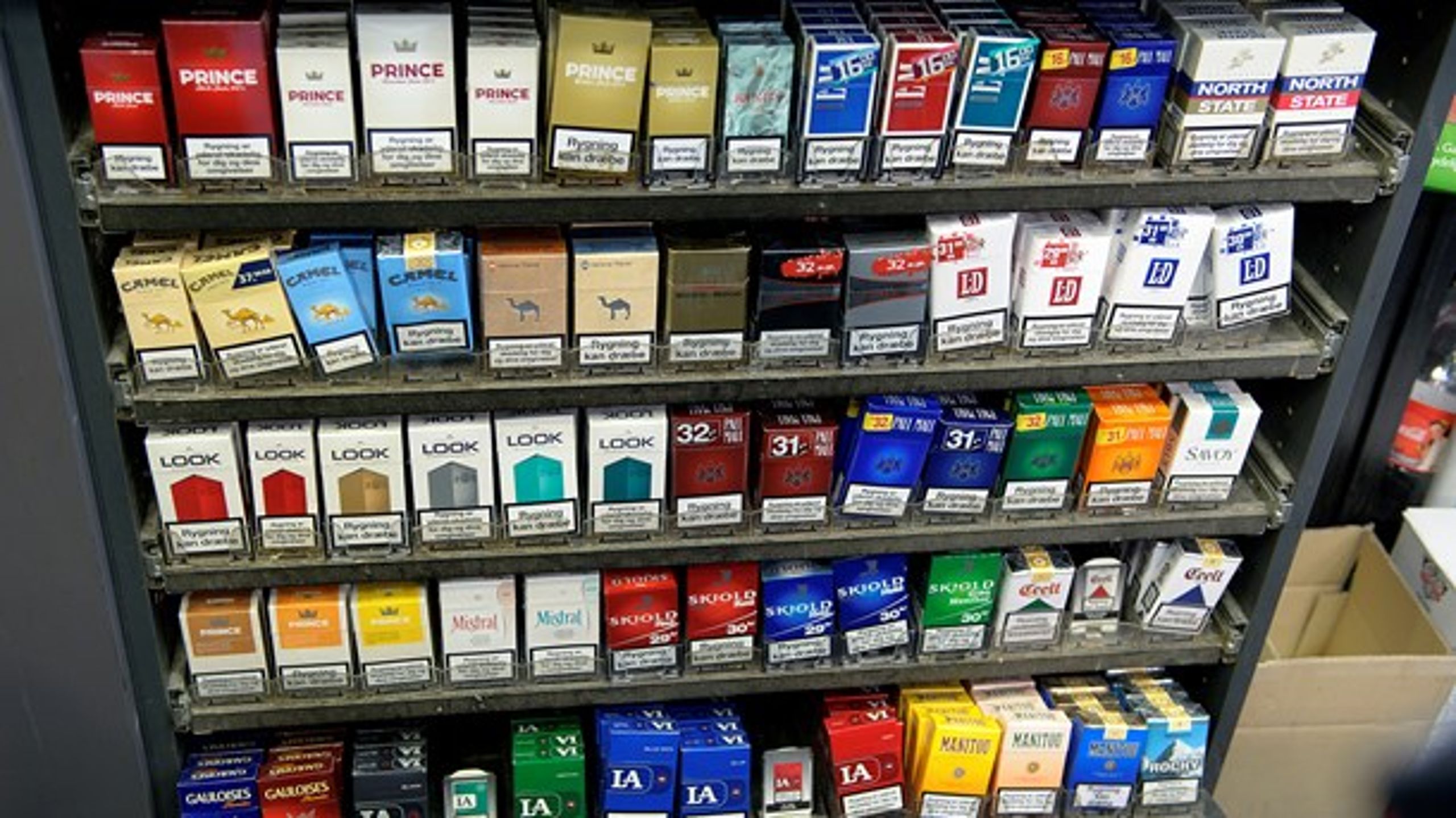 <span>En
afgiftsstigning på cigaretter skal være så stor, at den så at sige sprænger de unges budget,
skriver rådgiver i forbrugeradfærd.<b></b></span>